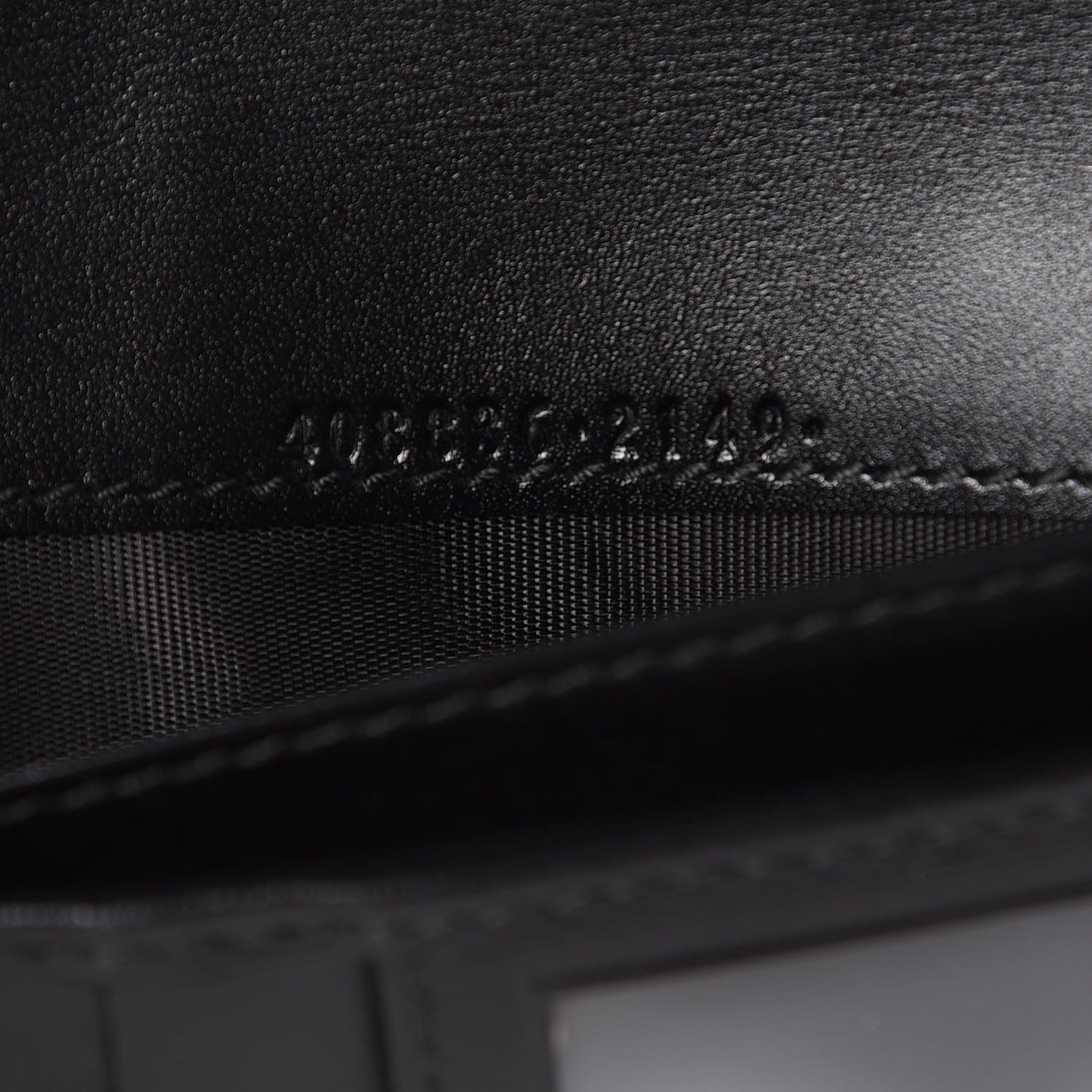 Guccissima Signature Web New Web Long Wallet Black