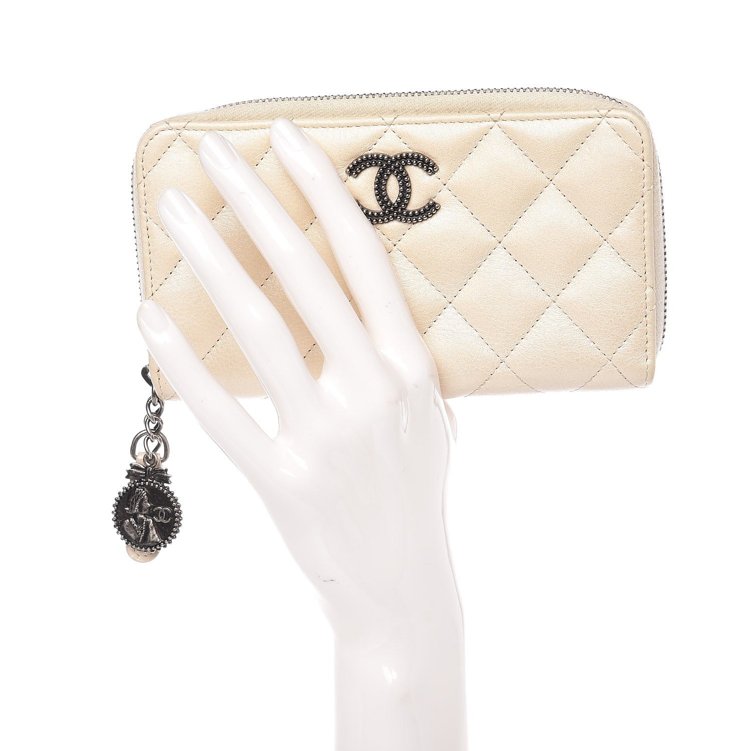 Chanel Metallic Calfskin Quilted Small CC Zip Around Wallet Pearl 2 of 9