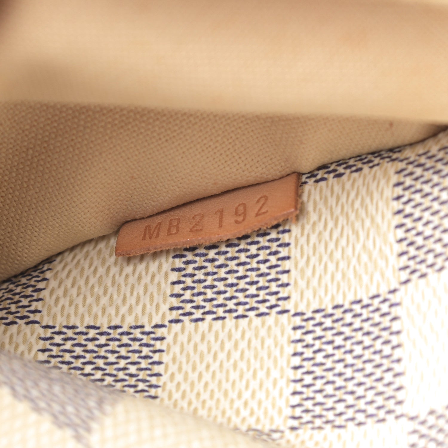 Louis Vuitton Damier Azur Totally MM 7 of 15