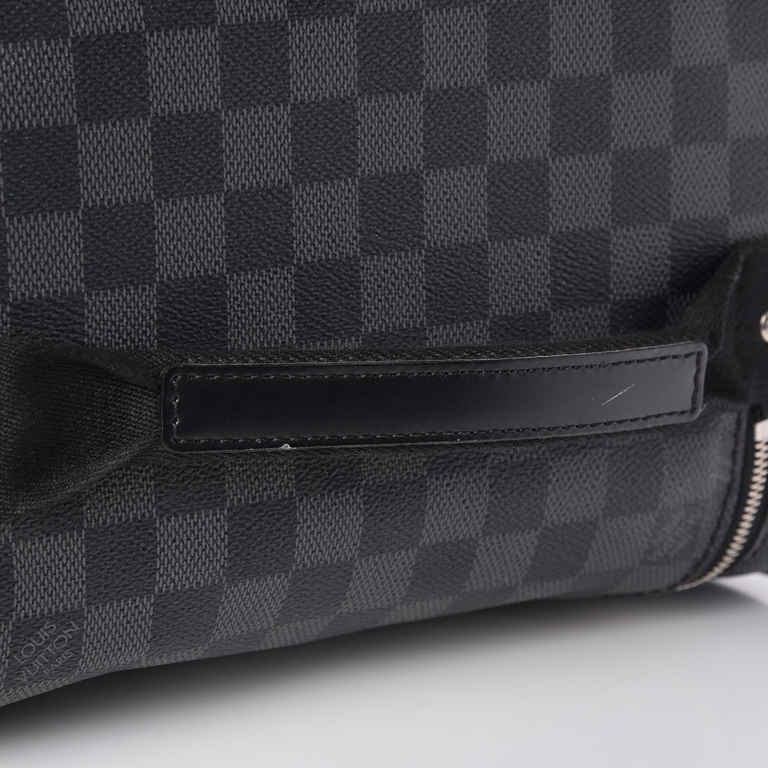 Louis Vuitton Damier Graphite Neo Eole 65 5 of 9