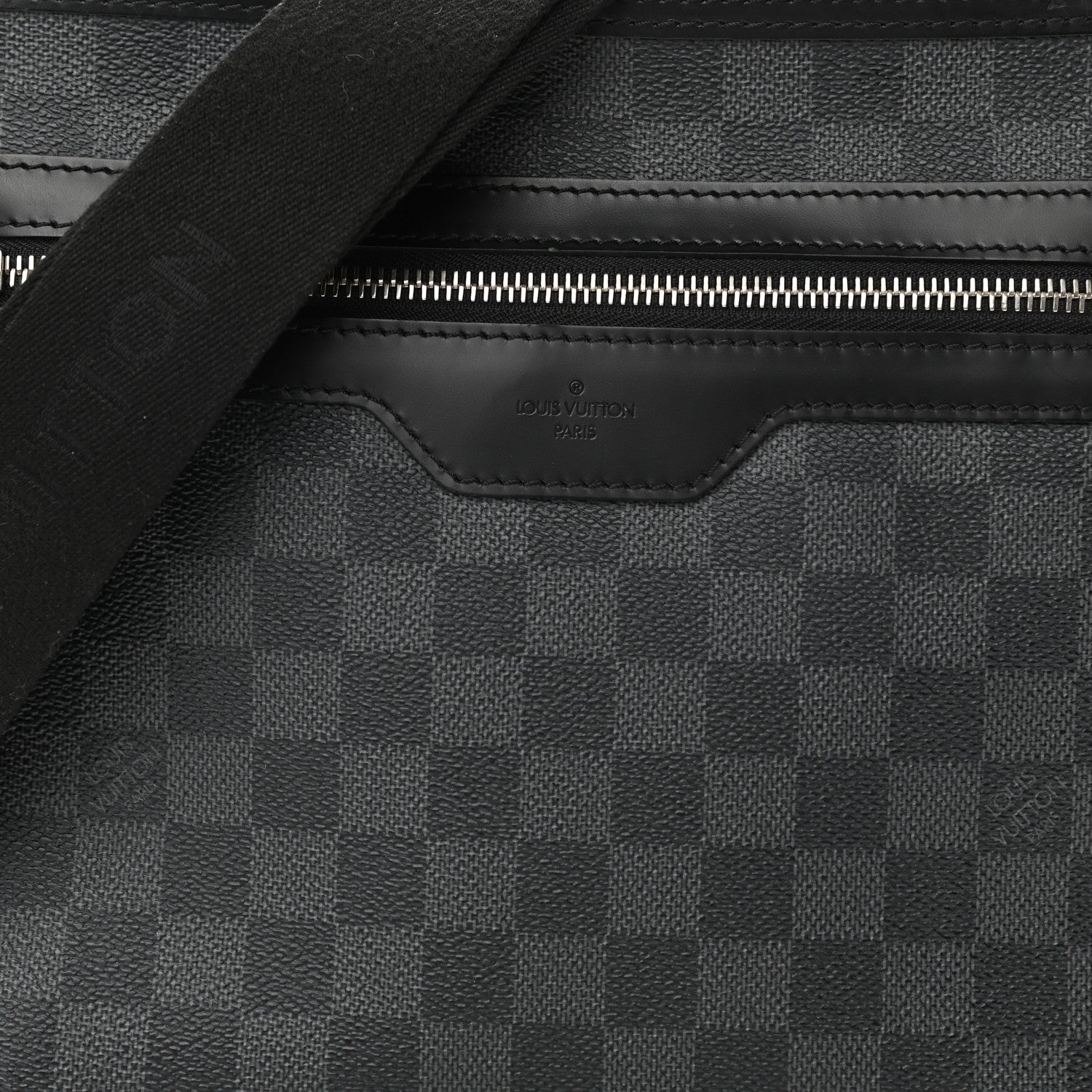Louis Vuitton Damier Graphite Thomas 7 of 14