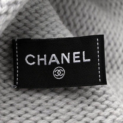 Chanel Cashmere Silk CC Beanie Hat Grey Ecru 5 of 5