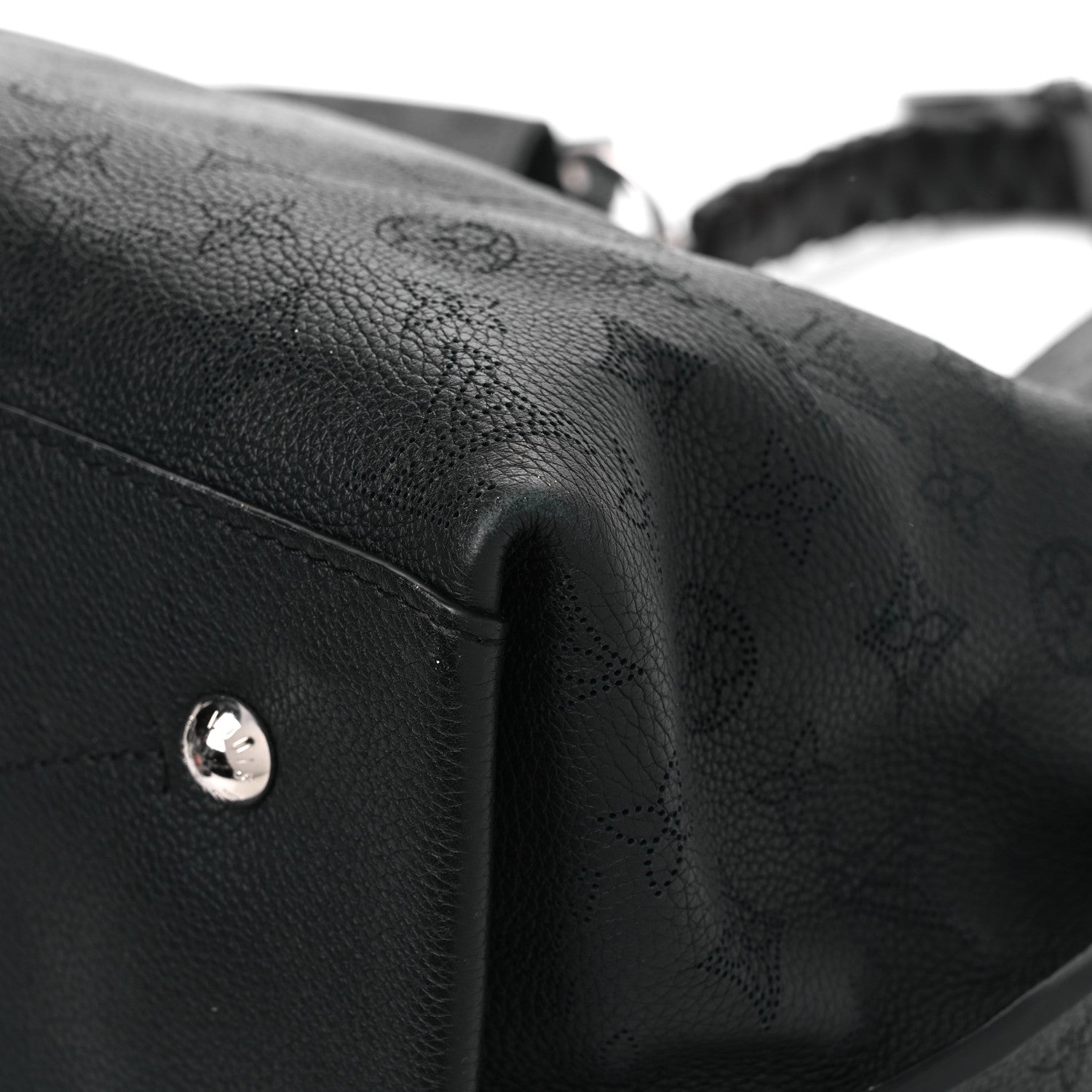 Louis Vuitton Mahina Carmel Hobo Black 11 of 11