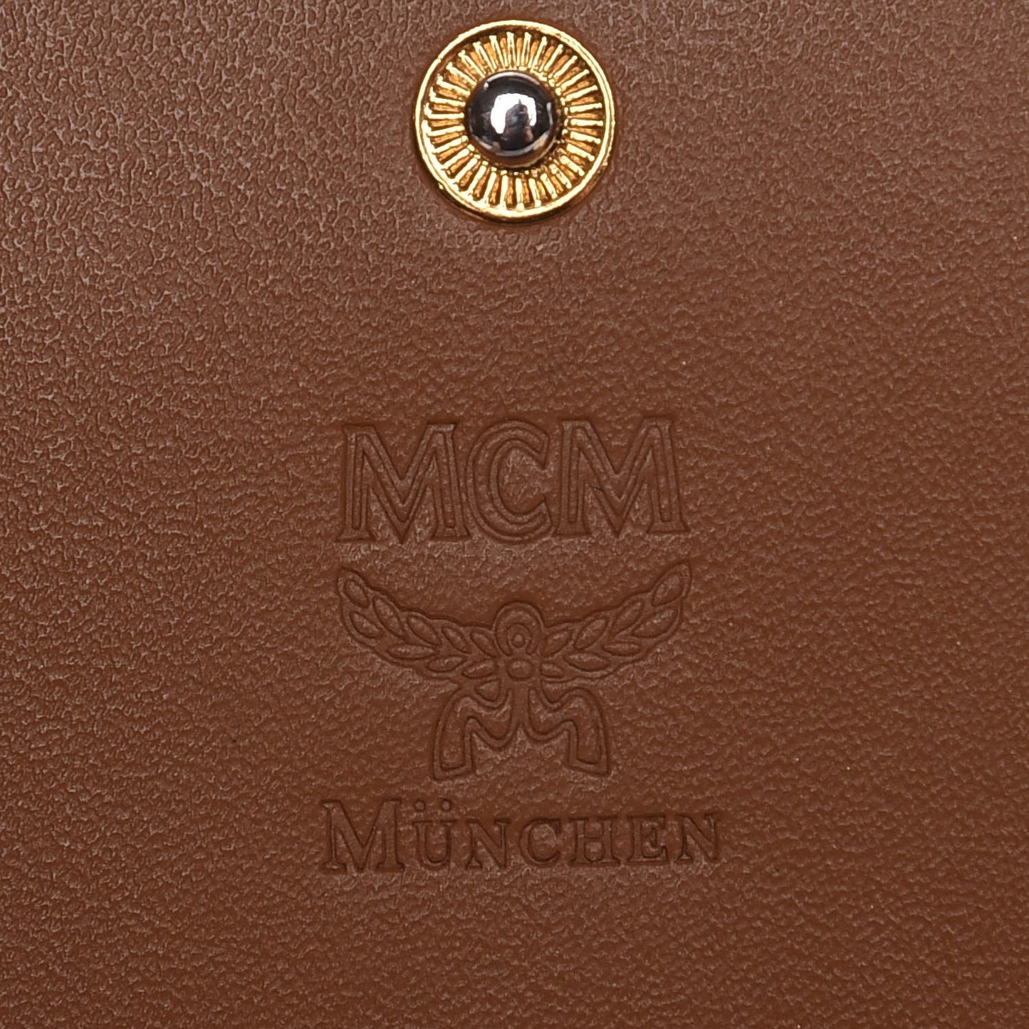 Visetos Studded Chain Wallet Cognac