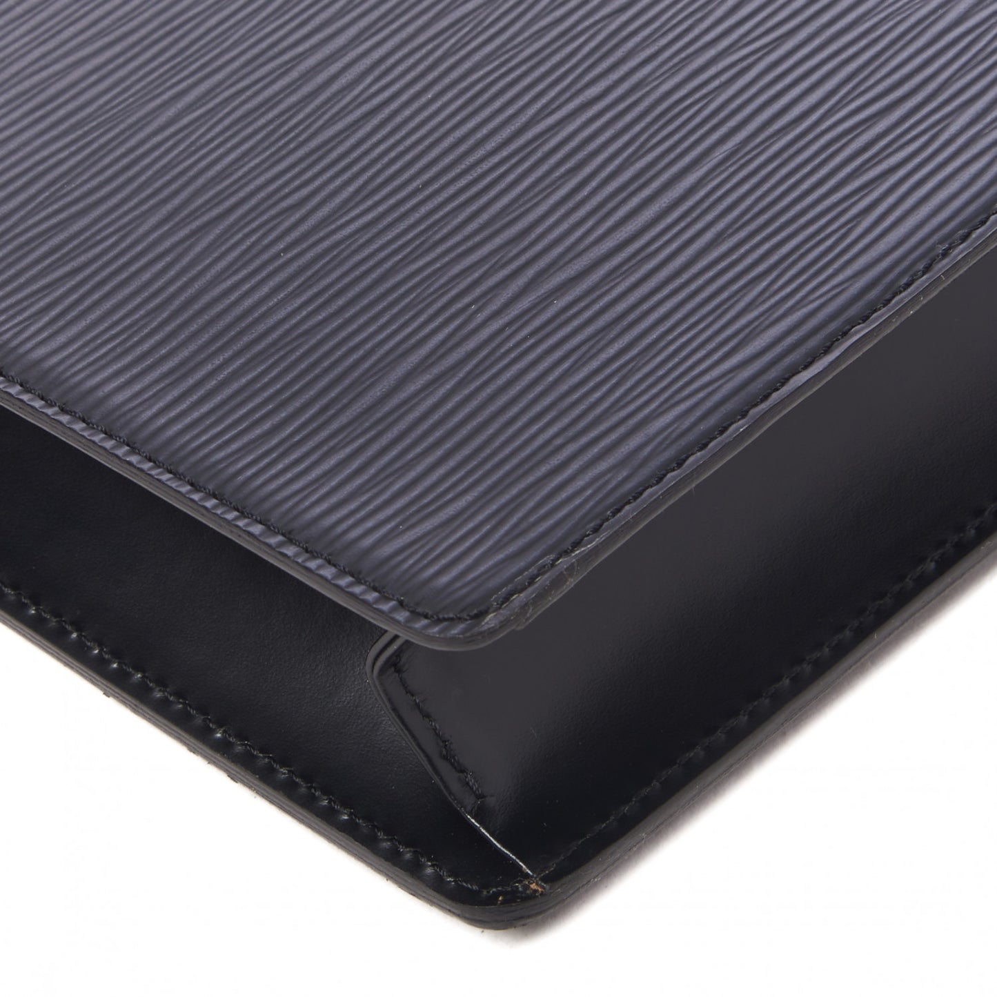 Epi Pochette Homme Clutch Black