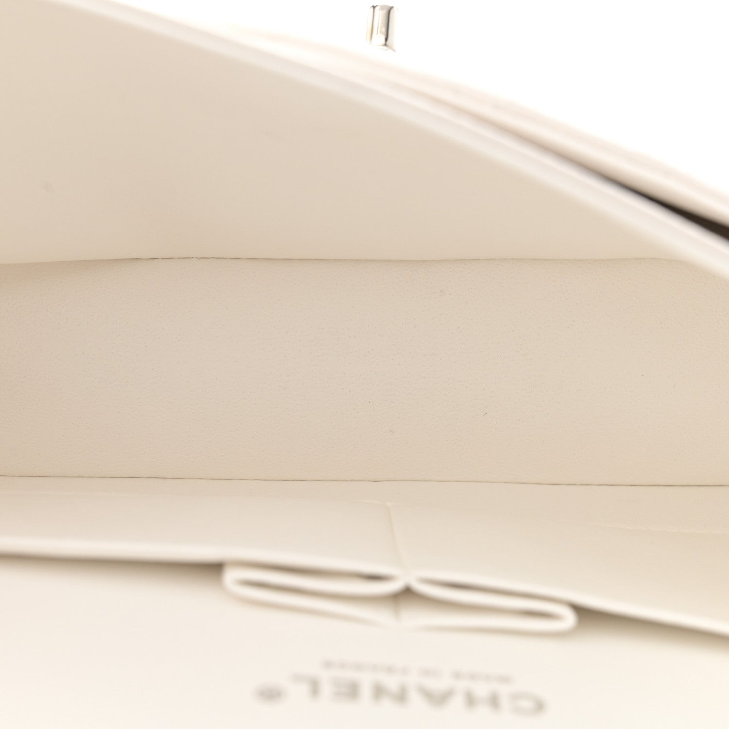 Chanel Caviar Quilted Medium Double Flap White 5 of 11