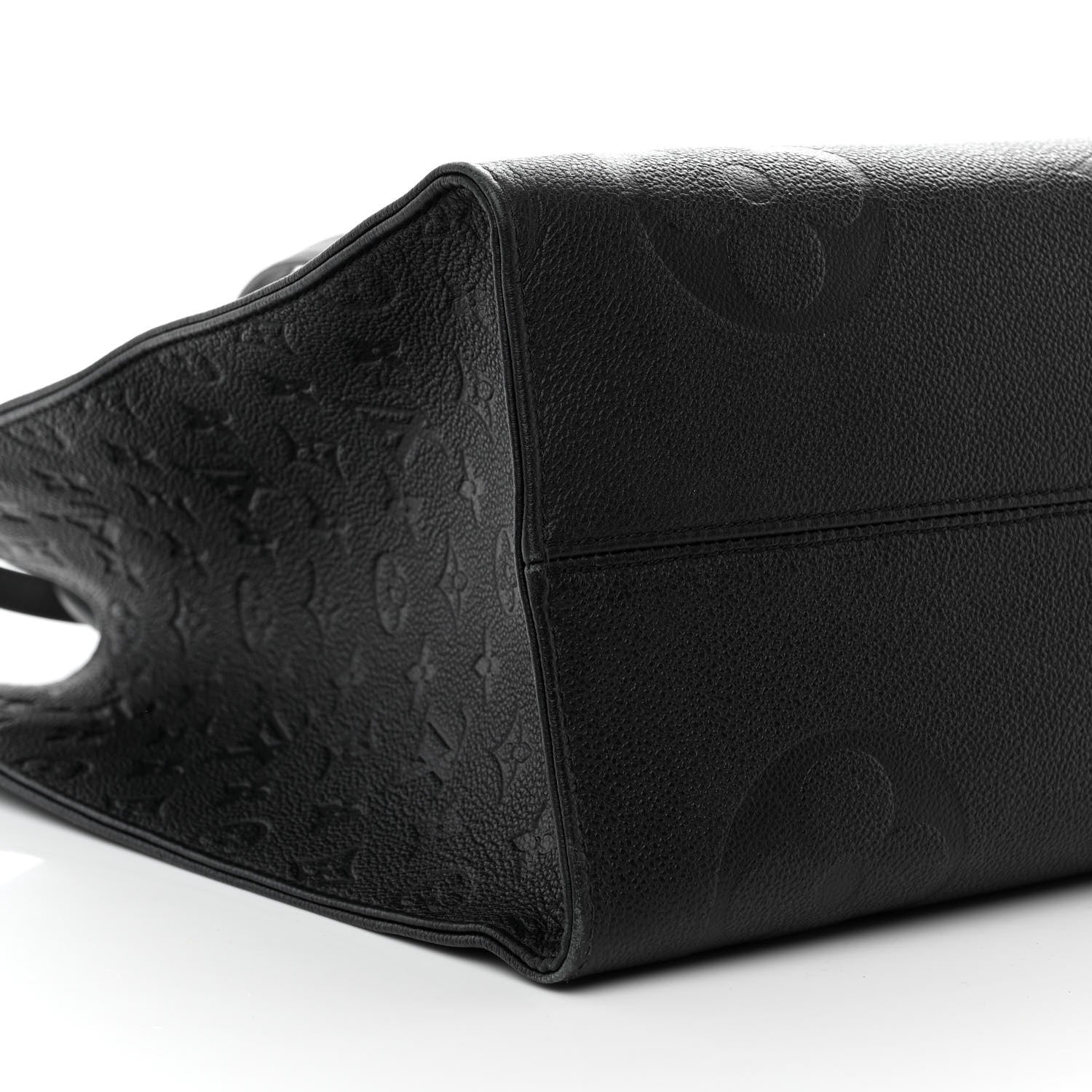 Louis Vuitton Empreinte Monogram Giant Onthego GM Black 8 of 14