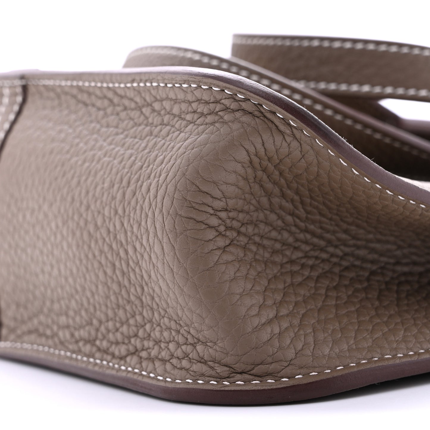 Taurillon Clemence Halzan 25  Etoupe