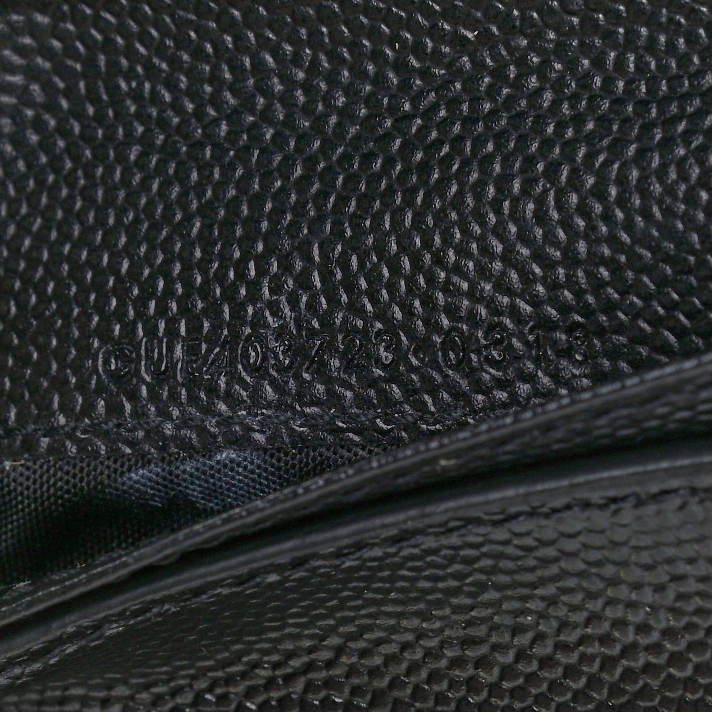 Grain De Poudre Matelasse Chevron Monogram Compact Zip Around Wallet Black