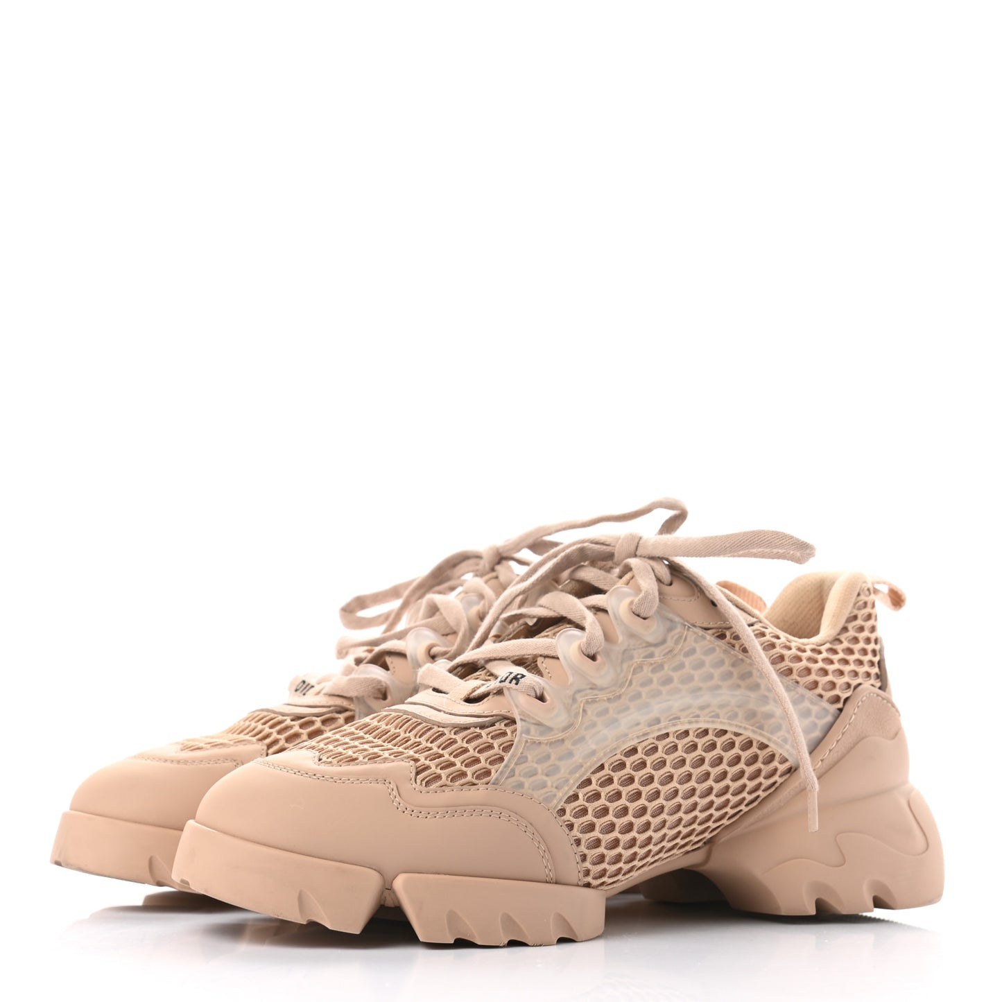 Resille Calfskin D-Connect Sneakers 38.5 Nude