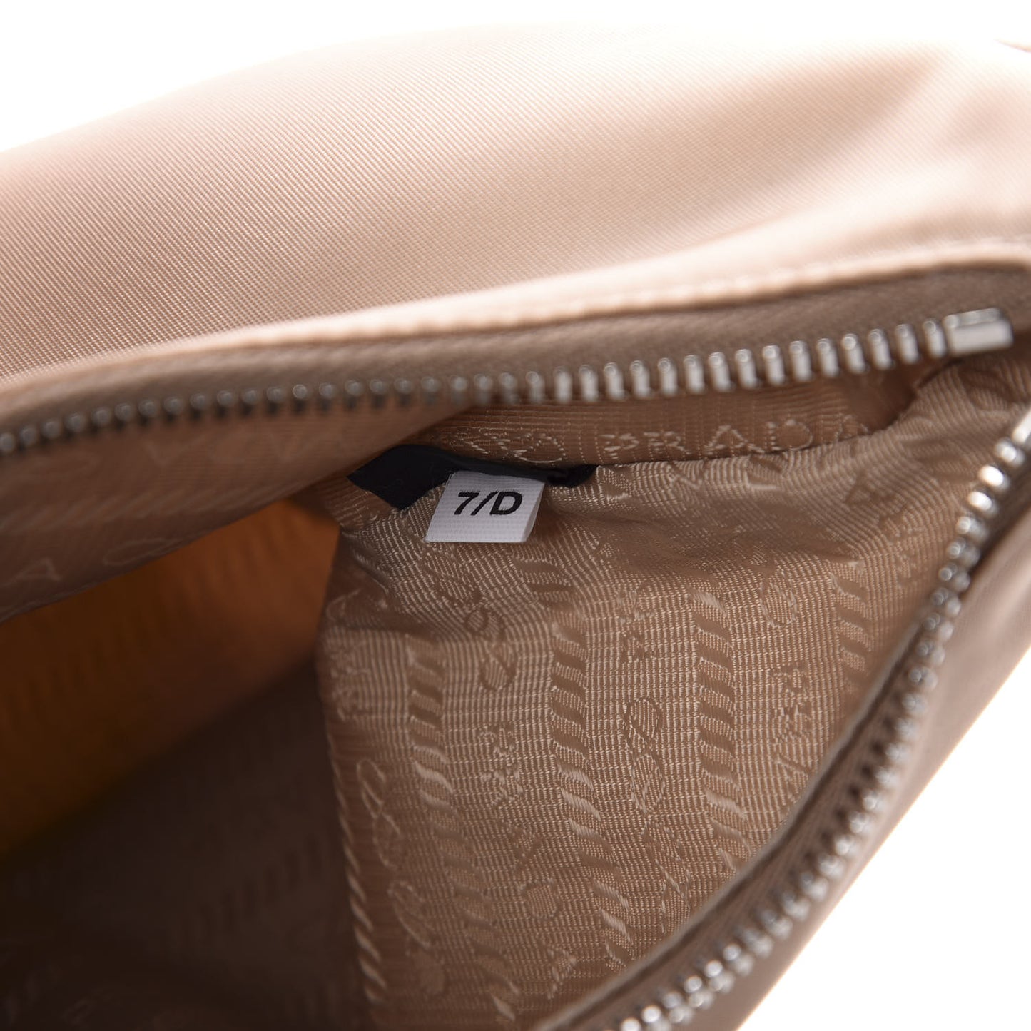 Nylon Re-Edition 2005 Shoulder Bag Cammeo