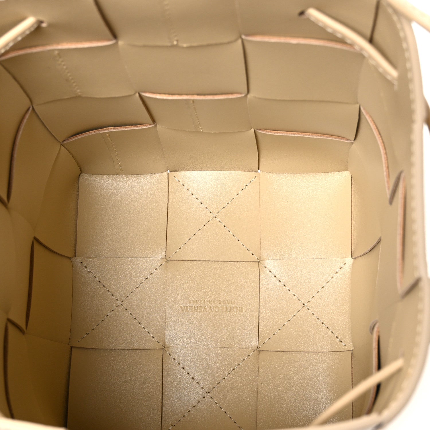 Bottega Veneta Nappa Maxi Intrecciato Cassette Bucket Bag Almond 4 of 8
