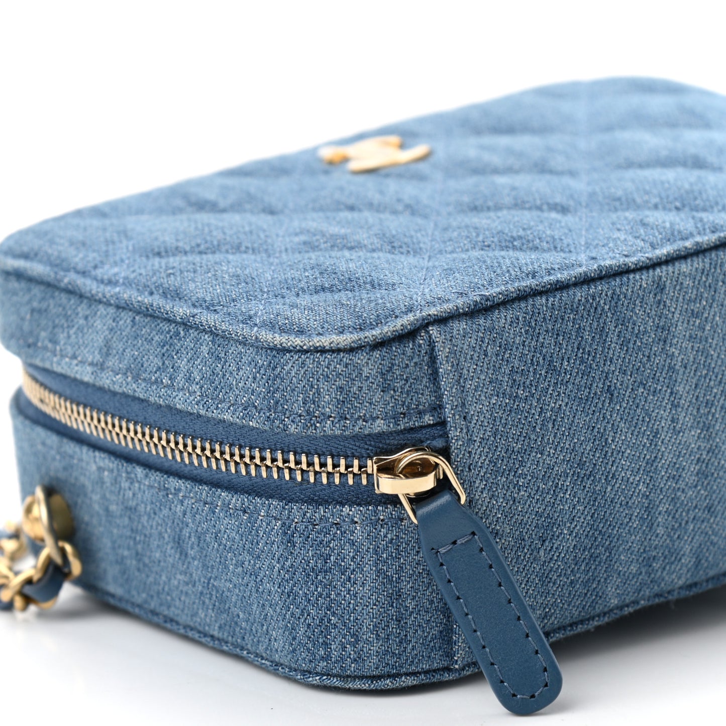 Denim Quilted CC Pearl Crush Camera Case Blue