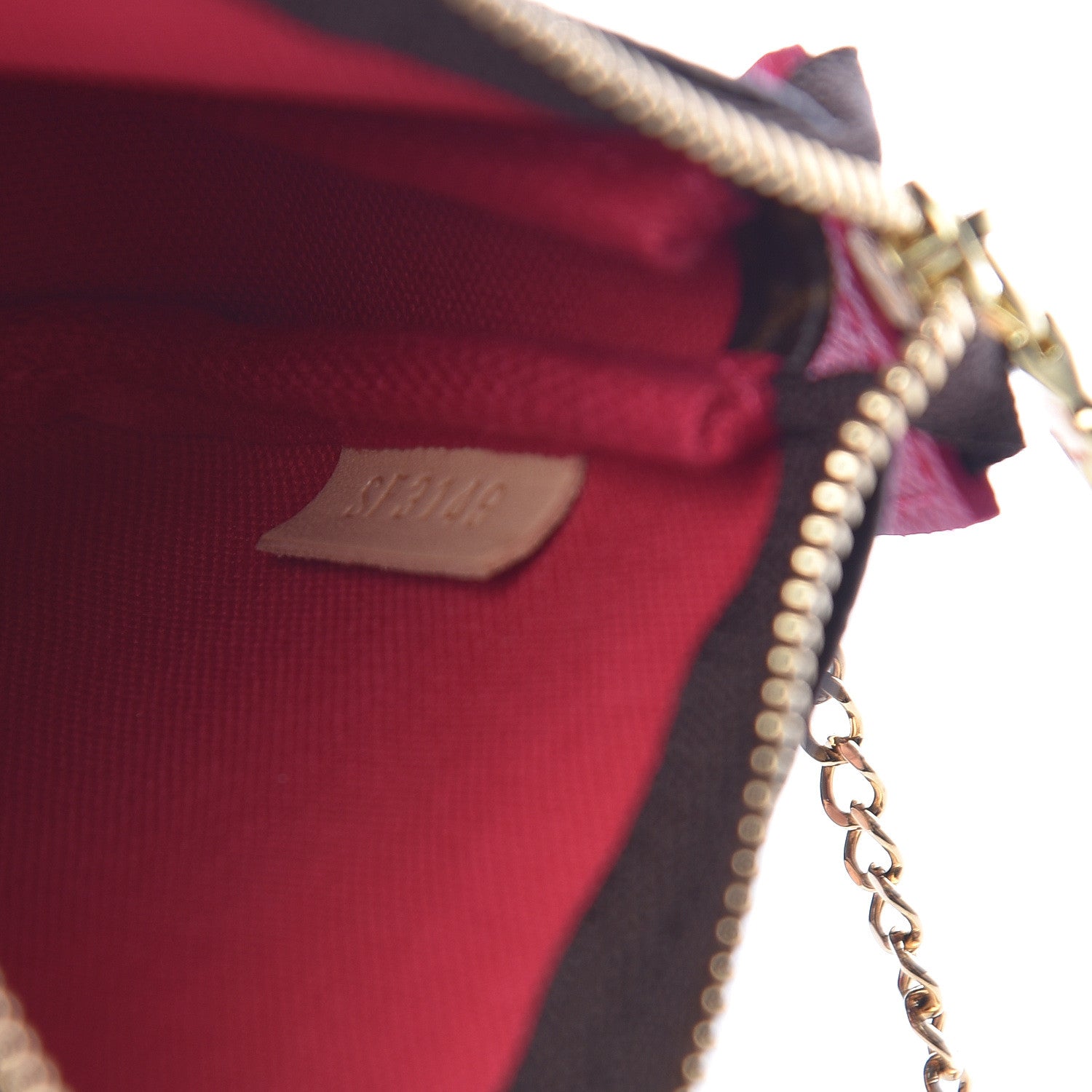 Louis Vuitton Monogram 2019 Christmas Animation Mini Courchevel Pochette Accessories Fuchsia 7 of 8