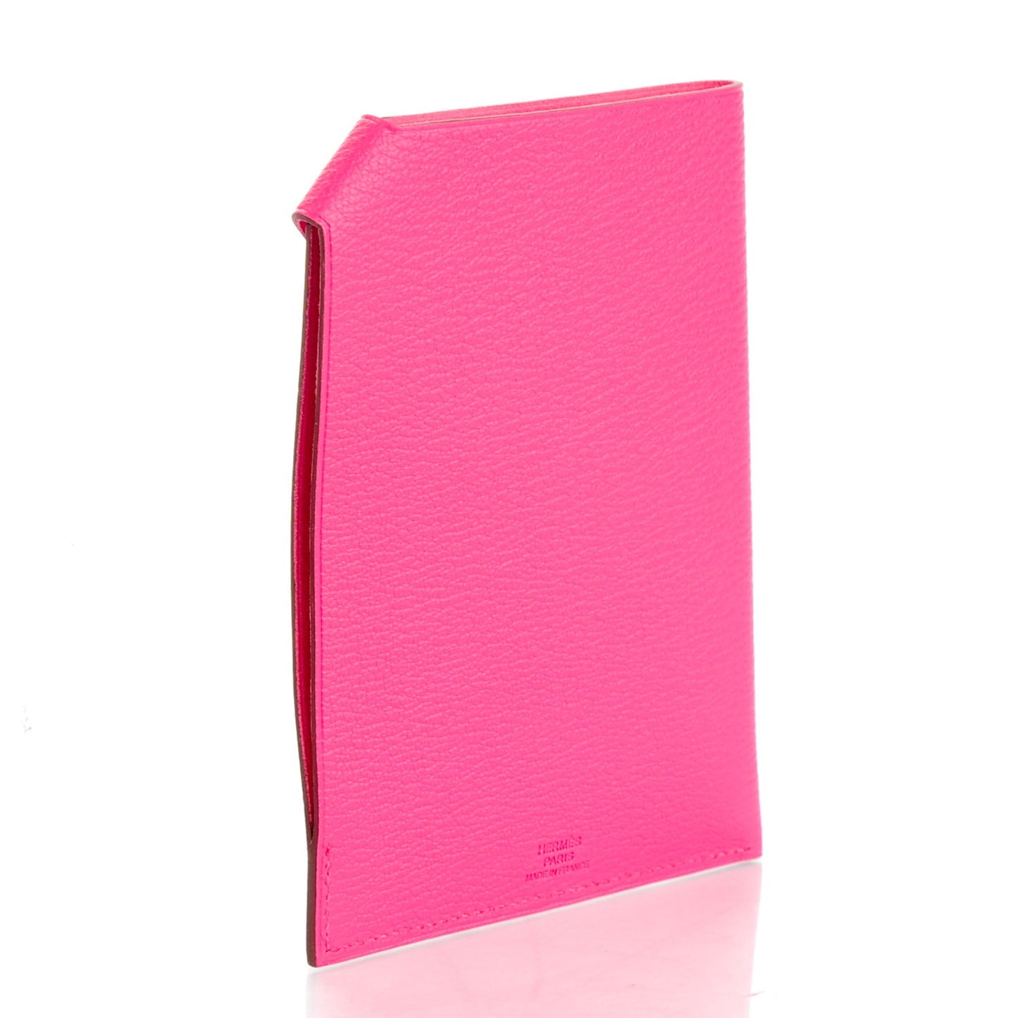 Chevre Mysore Tarmac PM Passport Holder Rose Tyrien