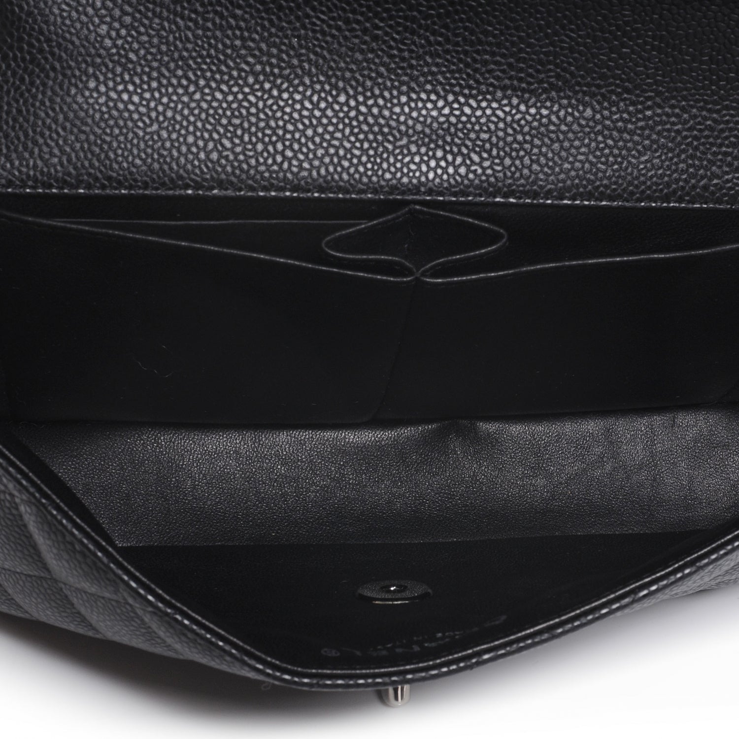 Chanel Caviar East West Flap Black 6 of 8