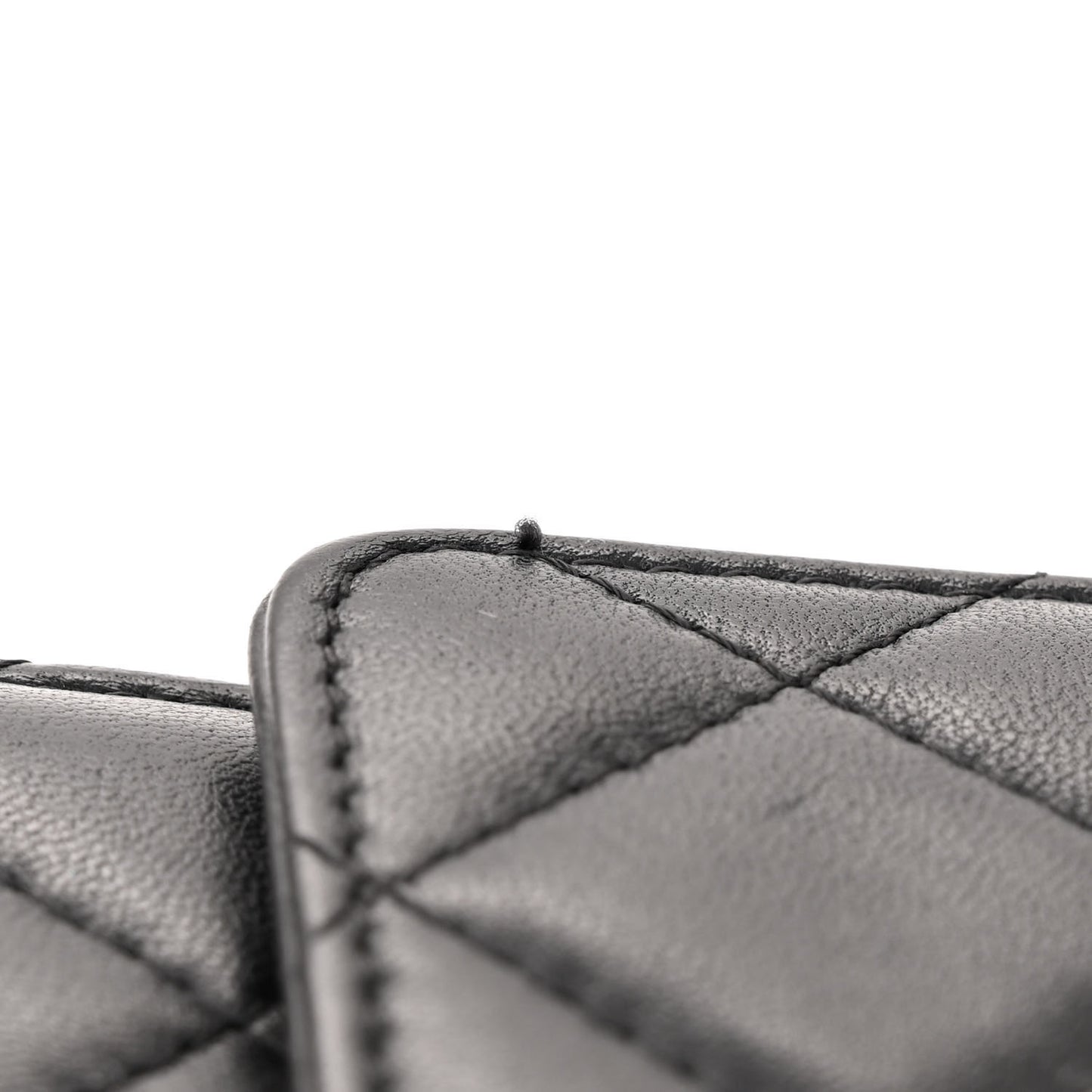 Lambskin Quilted Wallet On Chain WOC Black