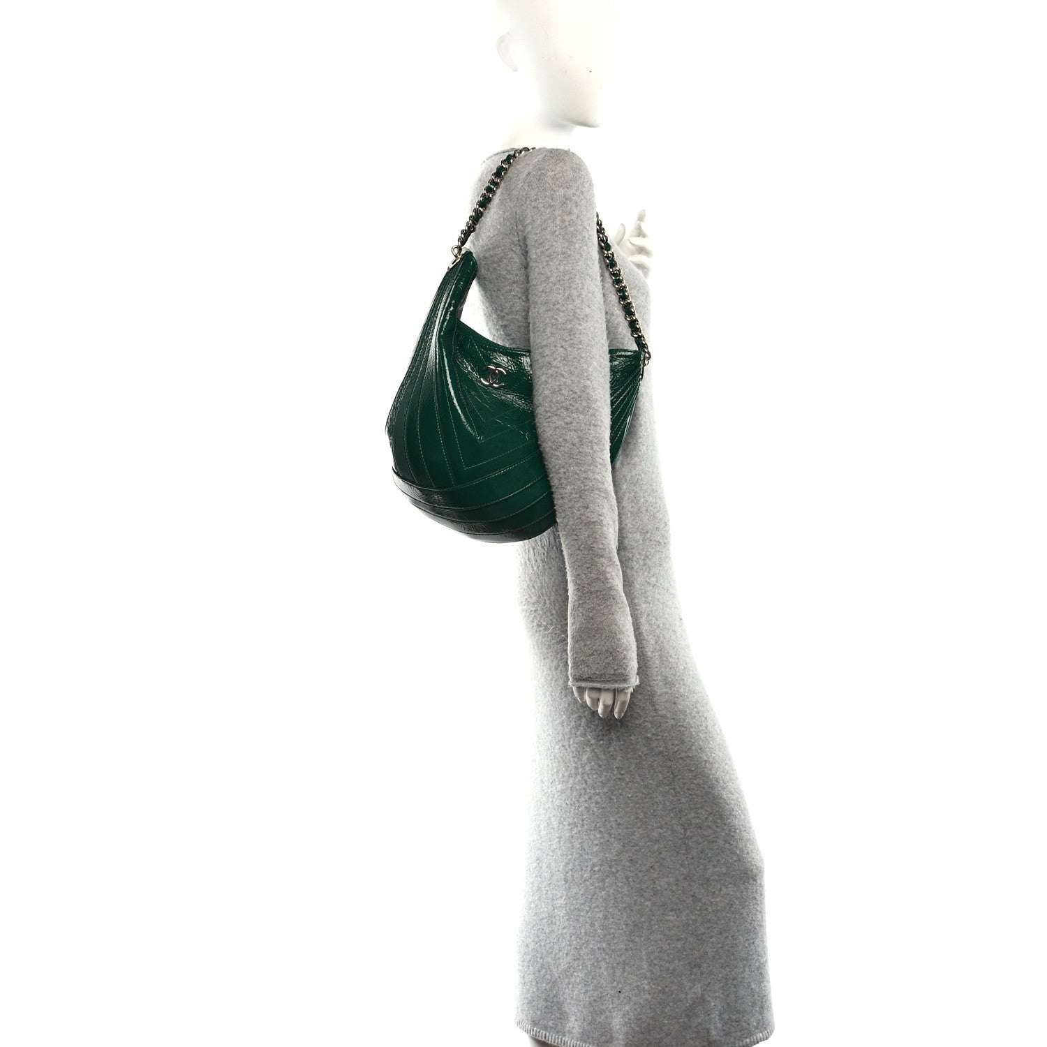 Chanel Crumpled Patent Droplet Hobo Green 2 of 10