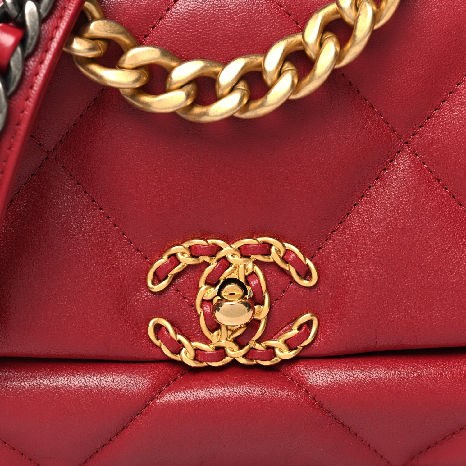 Chanel Goatskin Quilted Medium Chanel 19 Flap Red 8 of 10