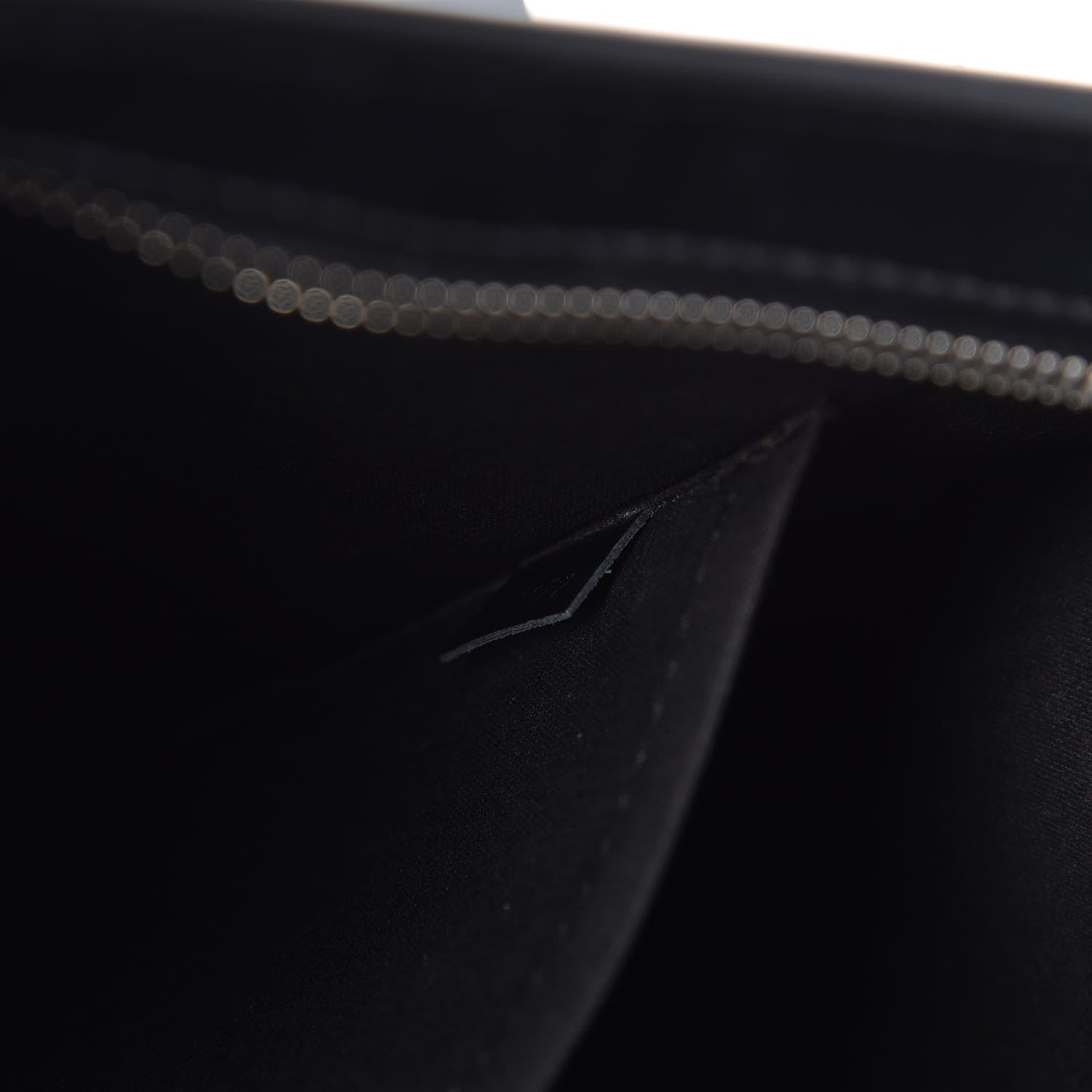 Louis Vuitton Epi Madeleine PM Black 7 of 8