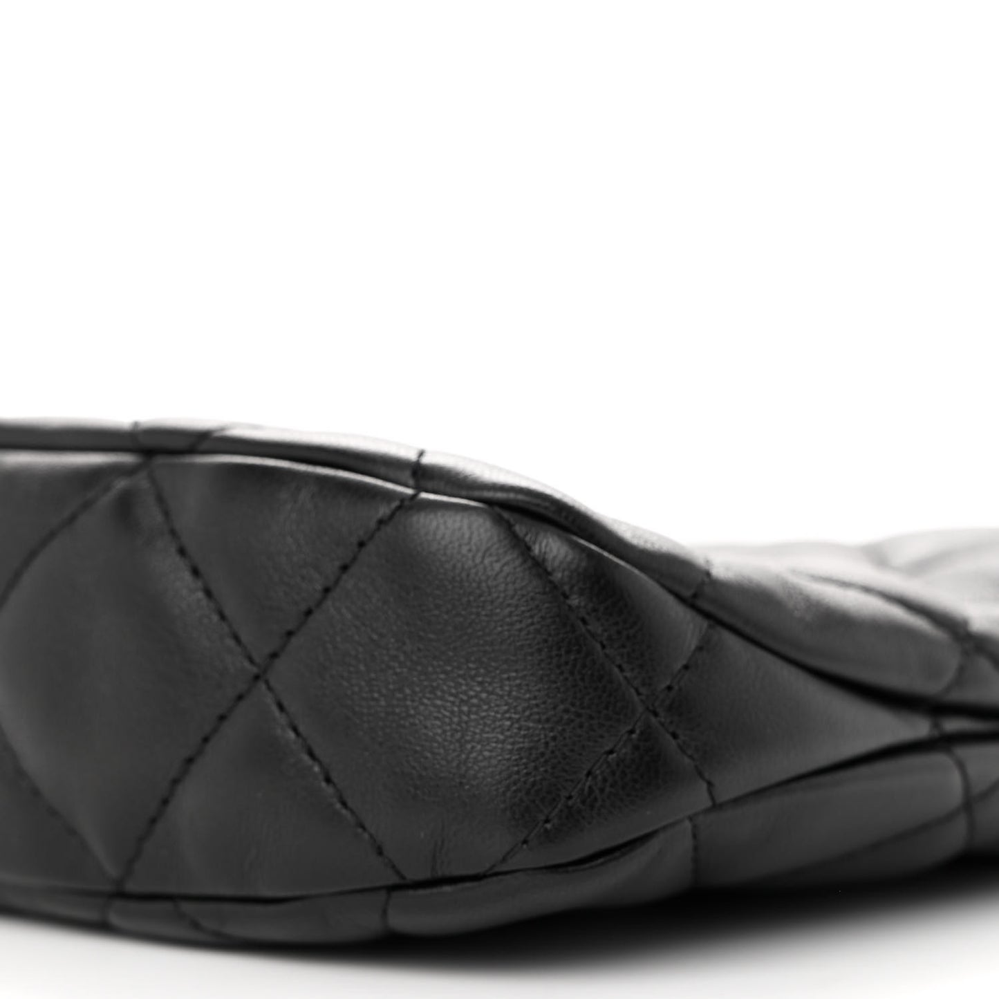 Lambskin Quilted CC Links Hobo Black