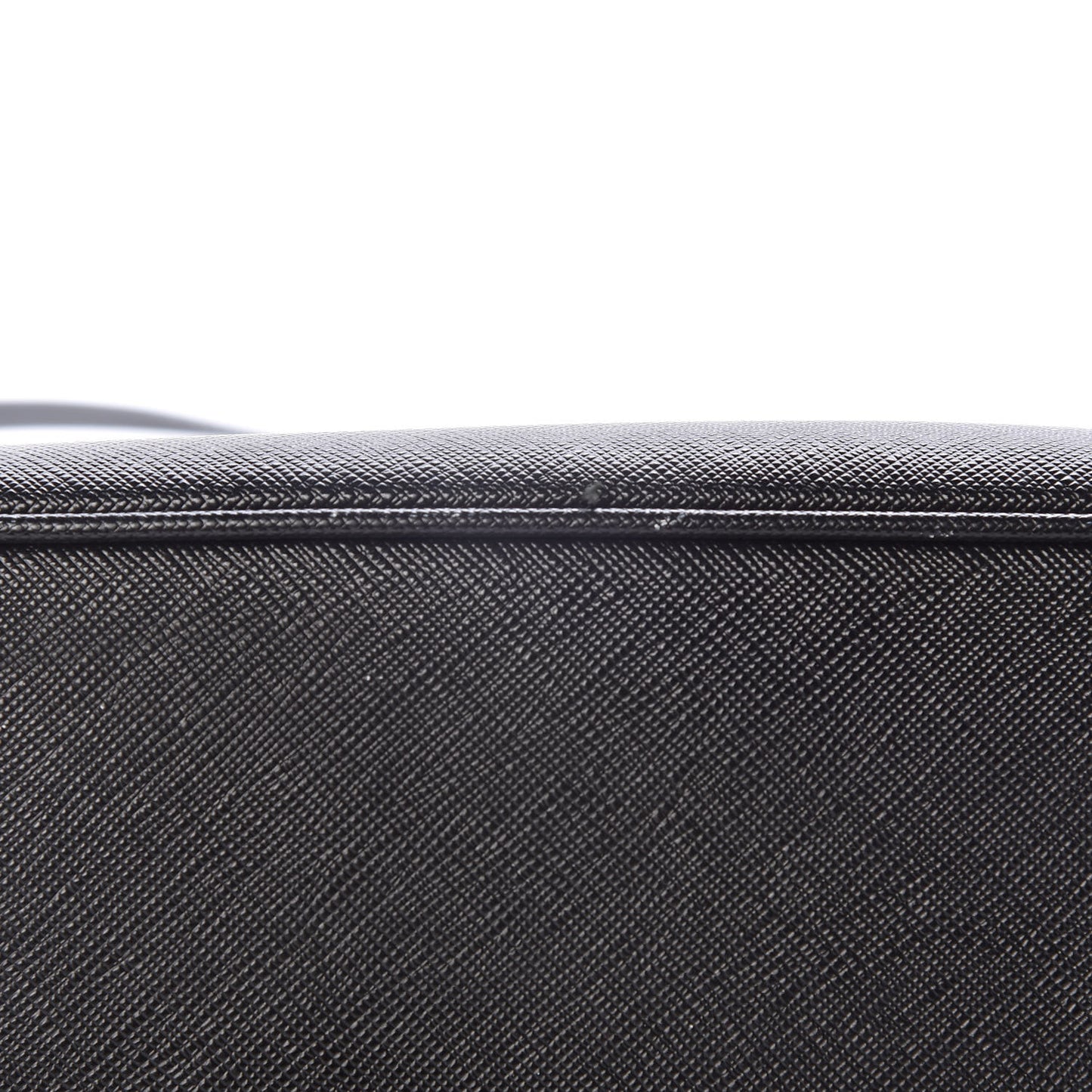 Saffiano Medium Galleria Double Zip Tote Black