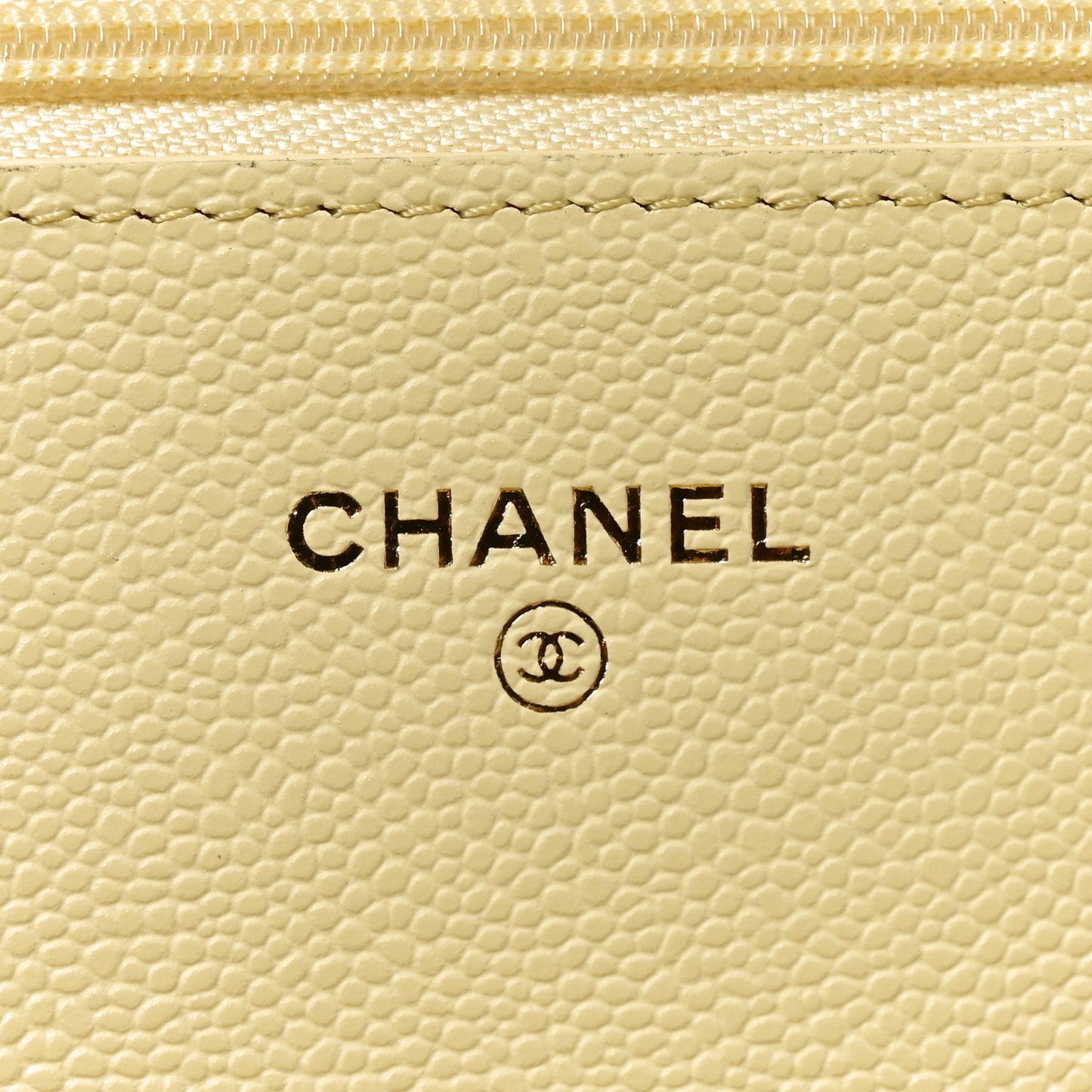 Caviar Quilted CC Turnlock Wallet On Chain WOC Light Yellow
