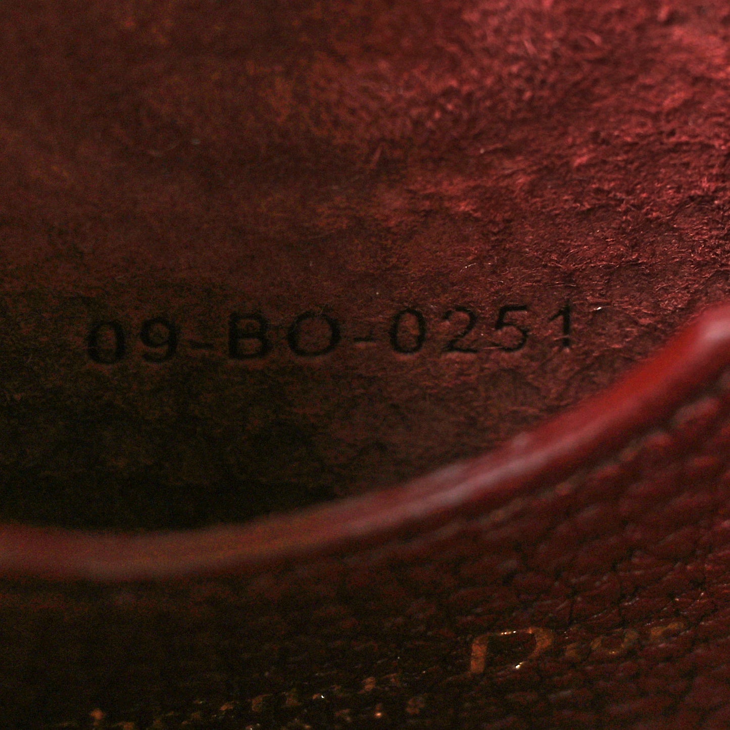 Grained Calfskin Large Bobby Flap Red Bricks