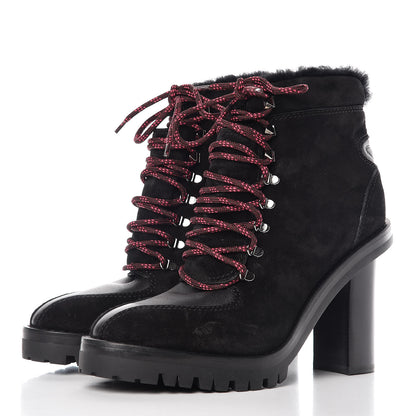 Valentino Garavani Suede Shearling Rockstud Lace-Up Ankle Boots 39.5 Black 3 of 17
