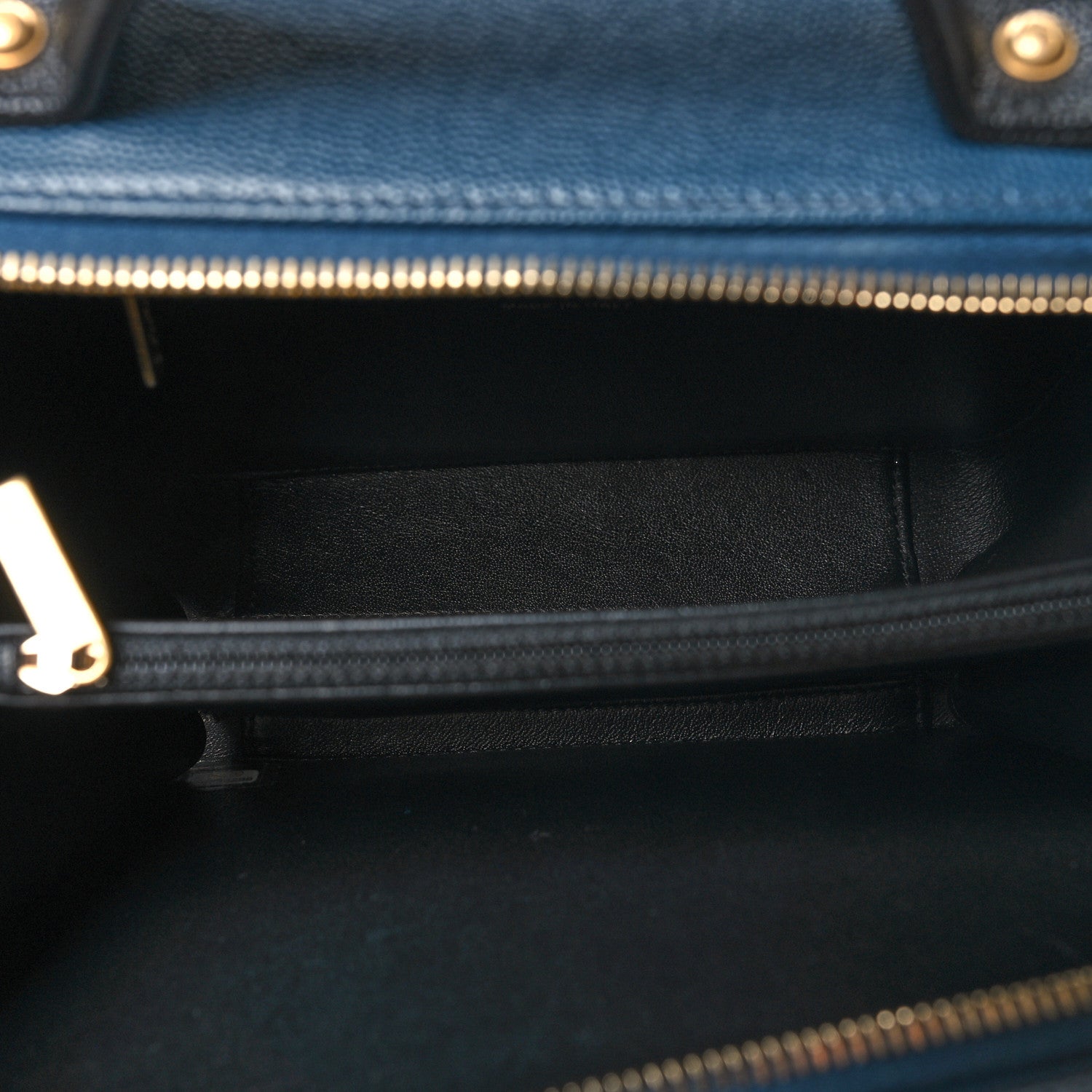 Chanel Caviar Quilted Medium CC Filigree Vanity Case Navy 5 of 10