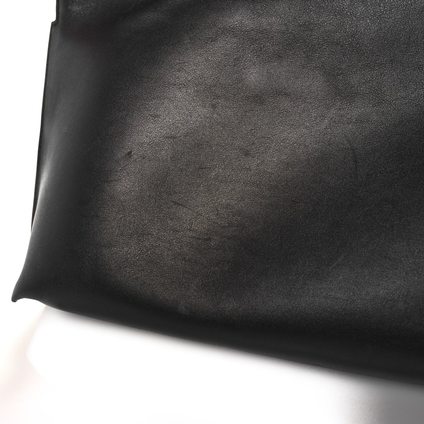 Calfskin T Pouch Black