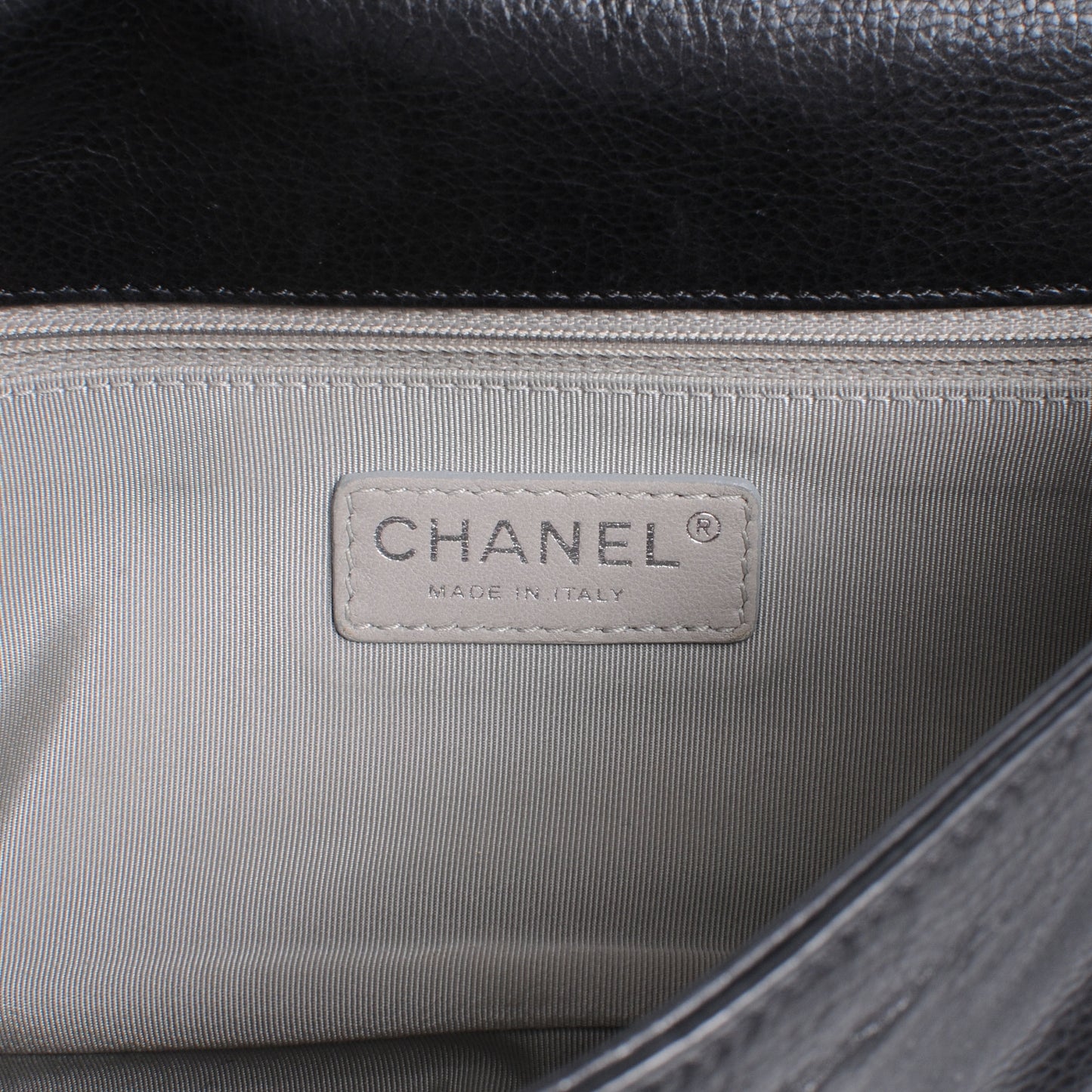 Calfskin On the Bund Medium Flap Black