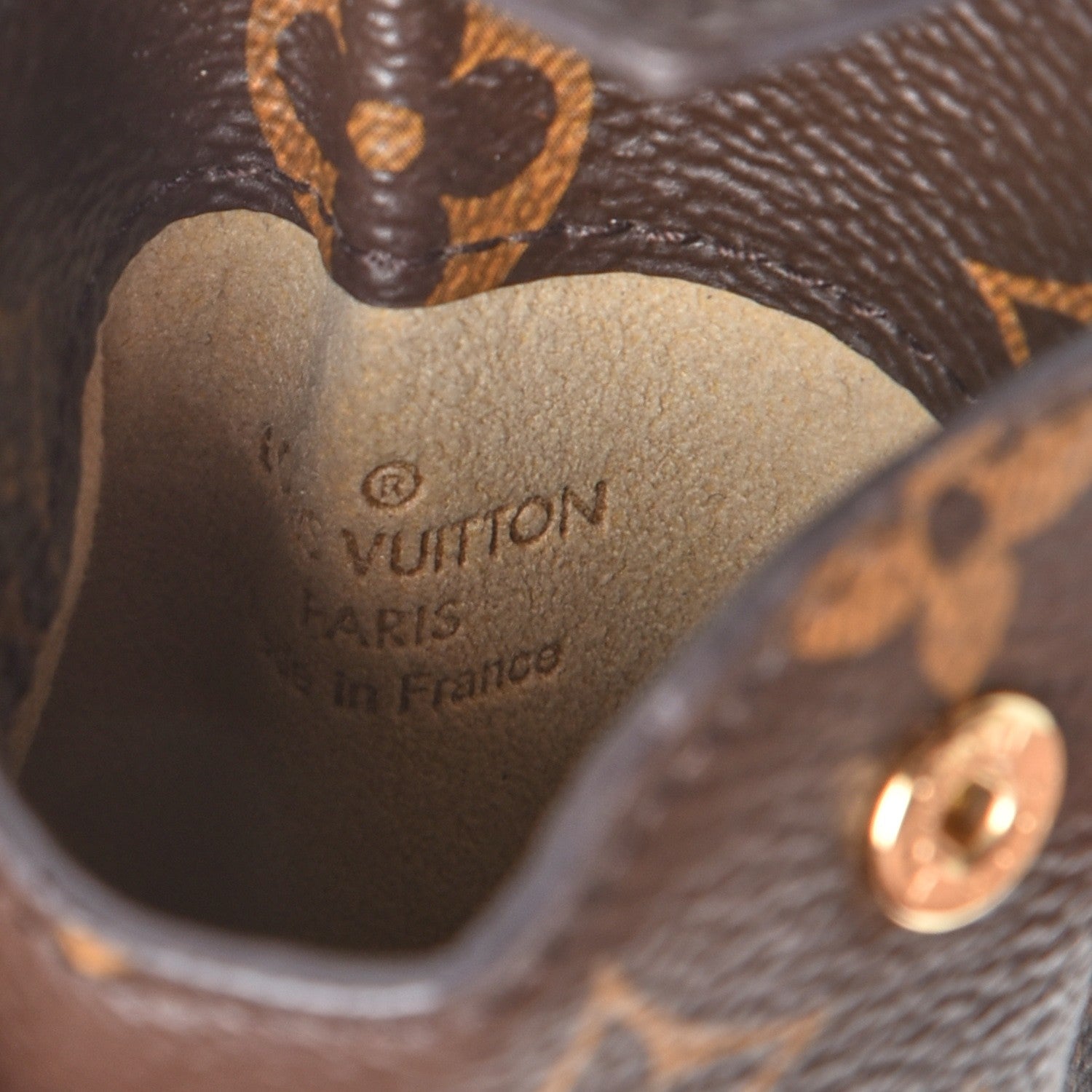 Louis Vuitton Monogram Sunglasses Case MM 5 of 6