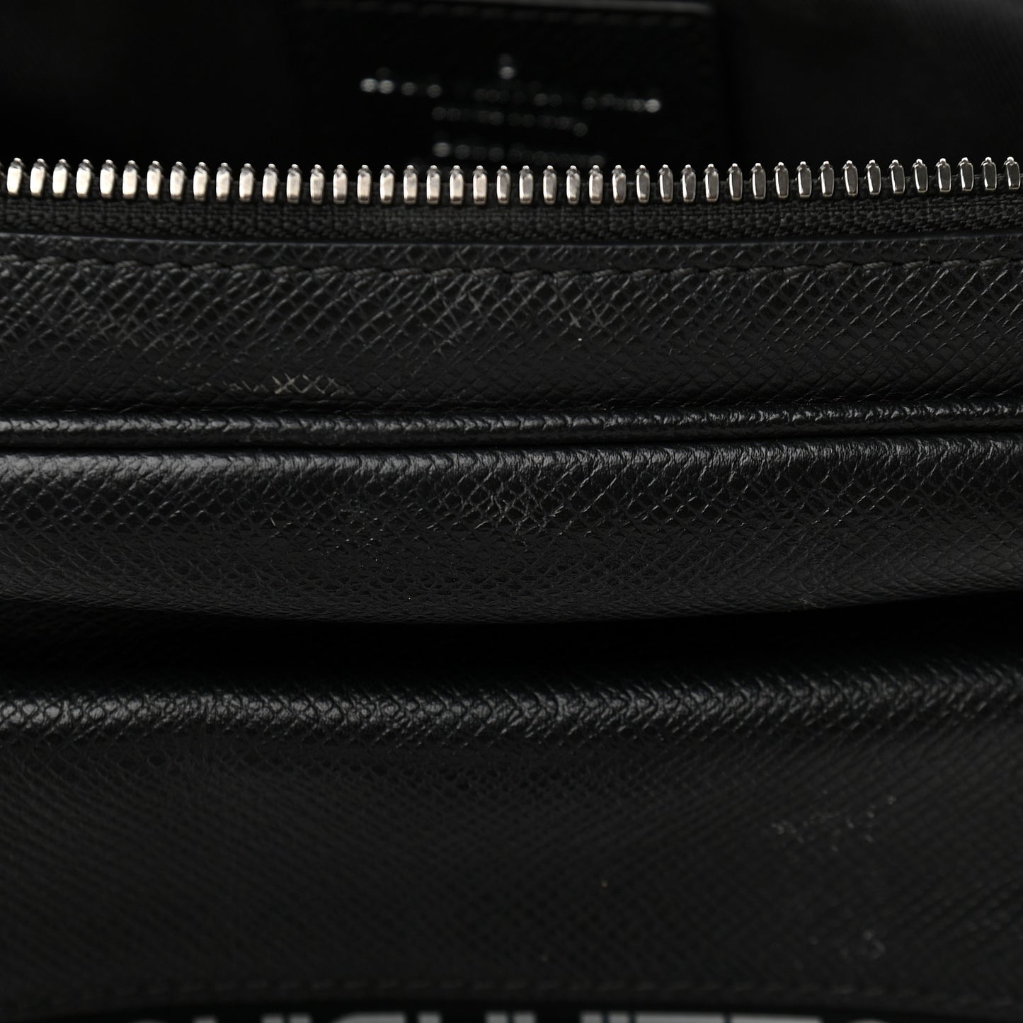 Taiga Outdoor Messenger PM Black