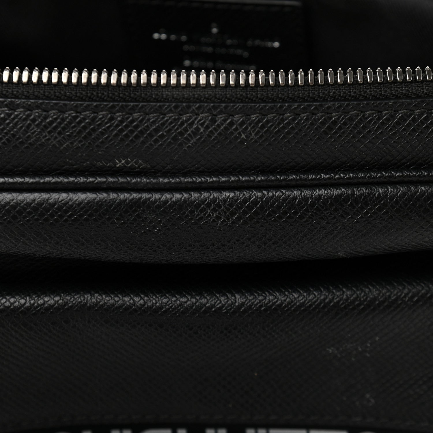 Louis Vuitton Taiga Outdoor Messenger PM Black 8 of 12