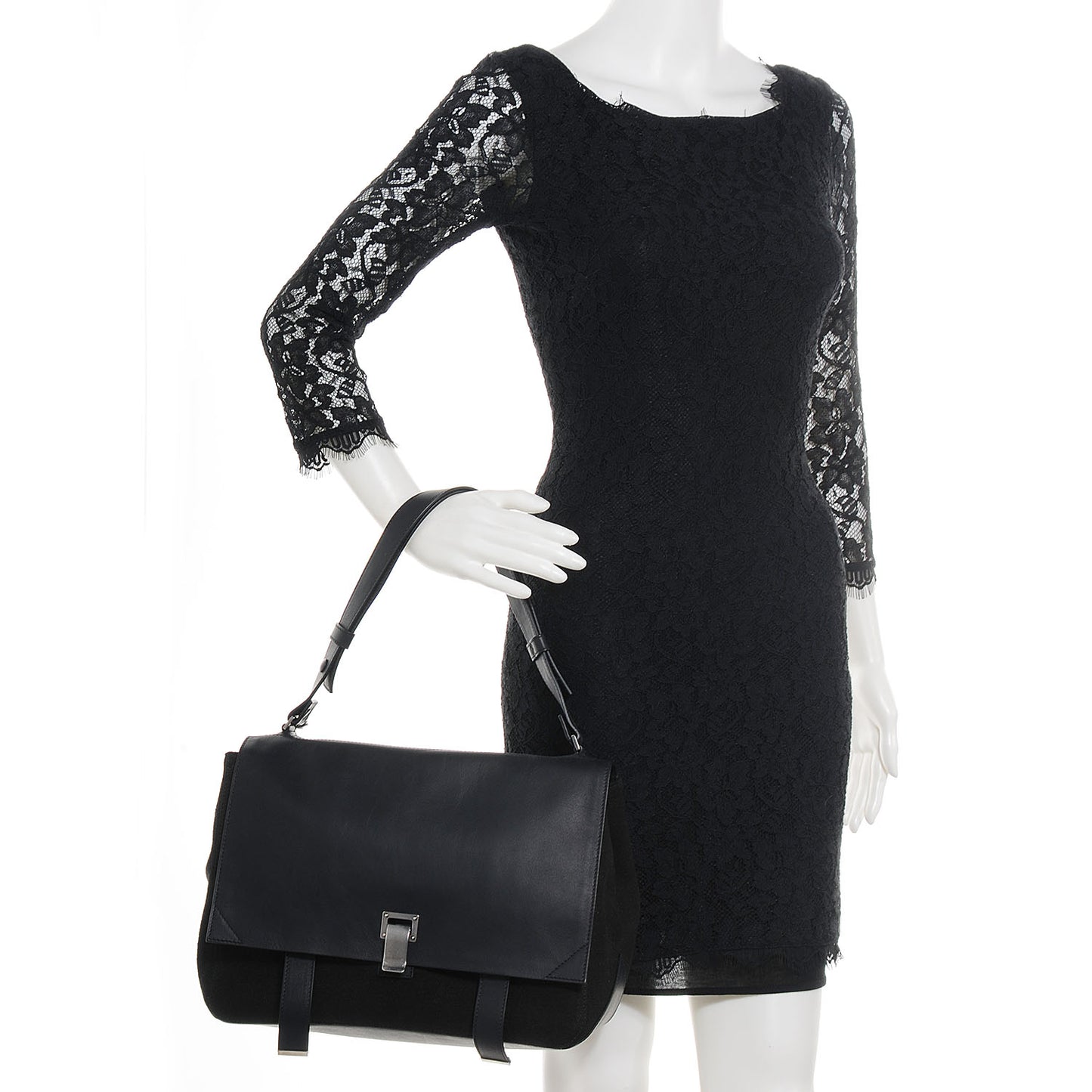 Calfskin Large Courier Black