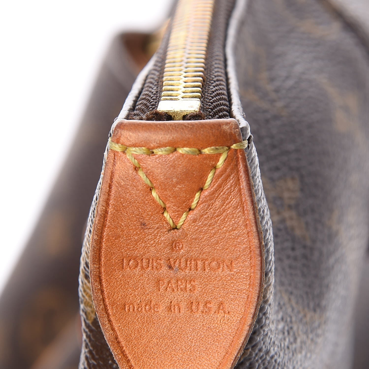 Louis Vuitton Monogram Totally MM 6 of 6