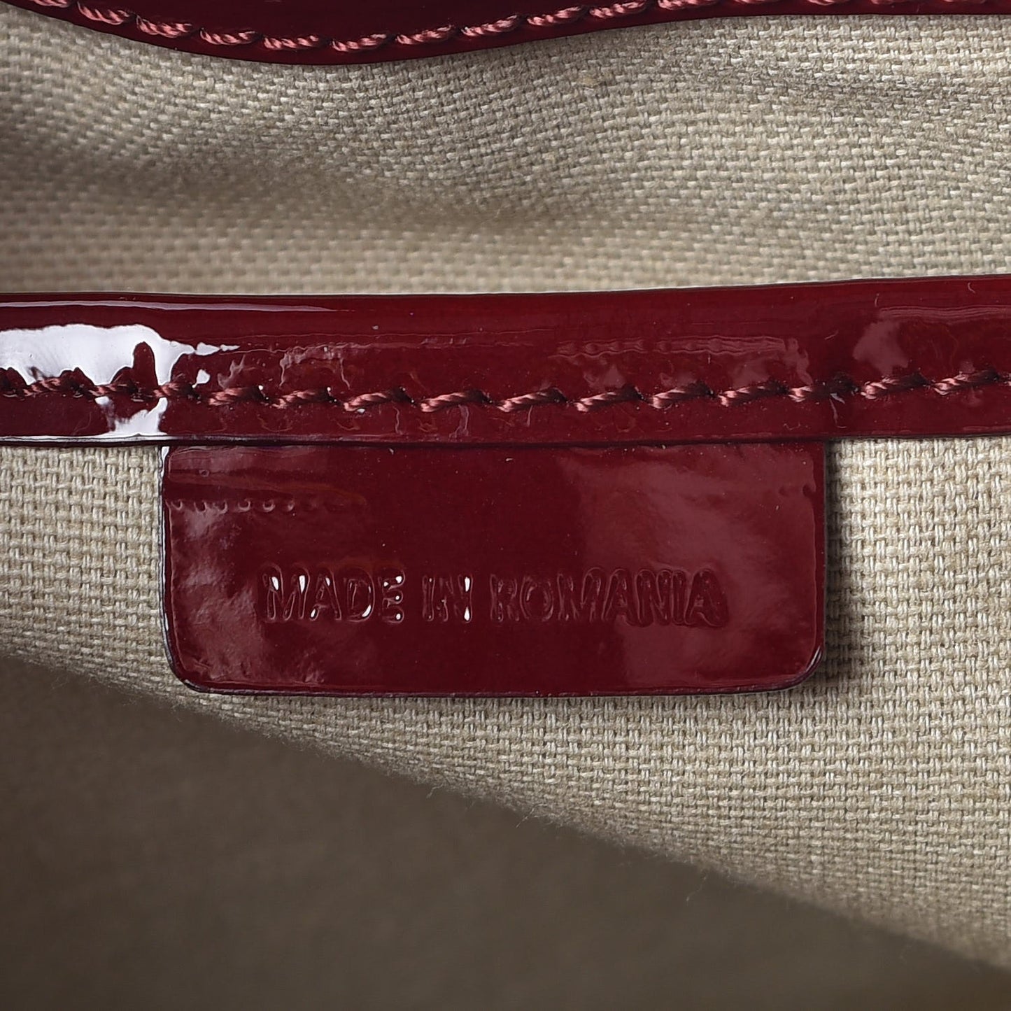 Nova Check Heart Tote Red