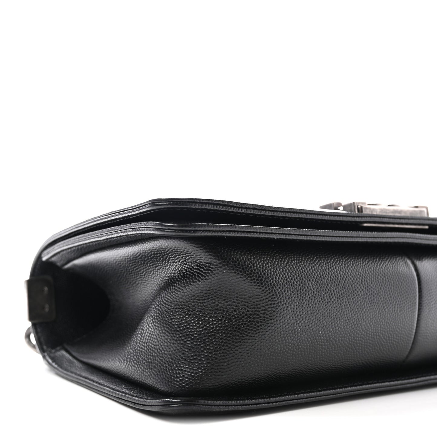 Caviar Quilted Medium Boy Flap Black