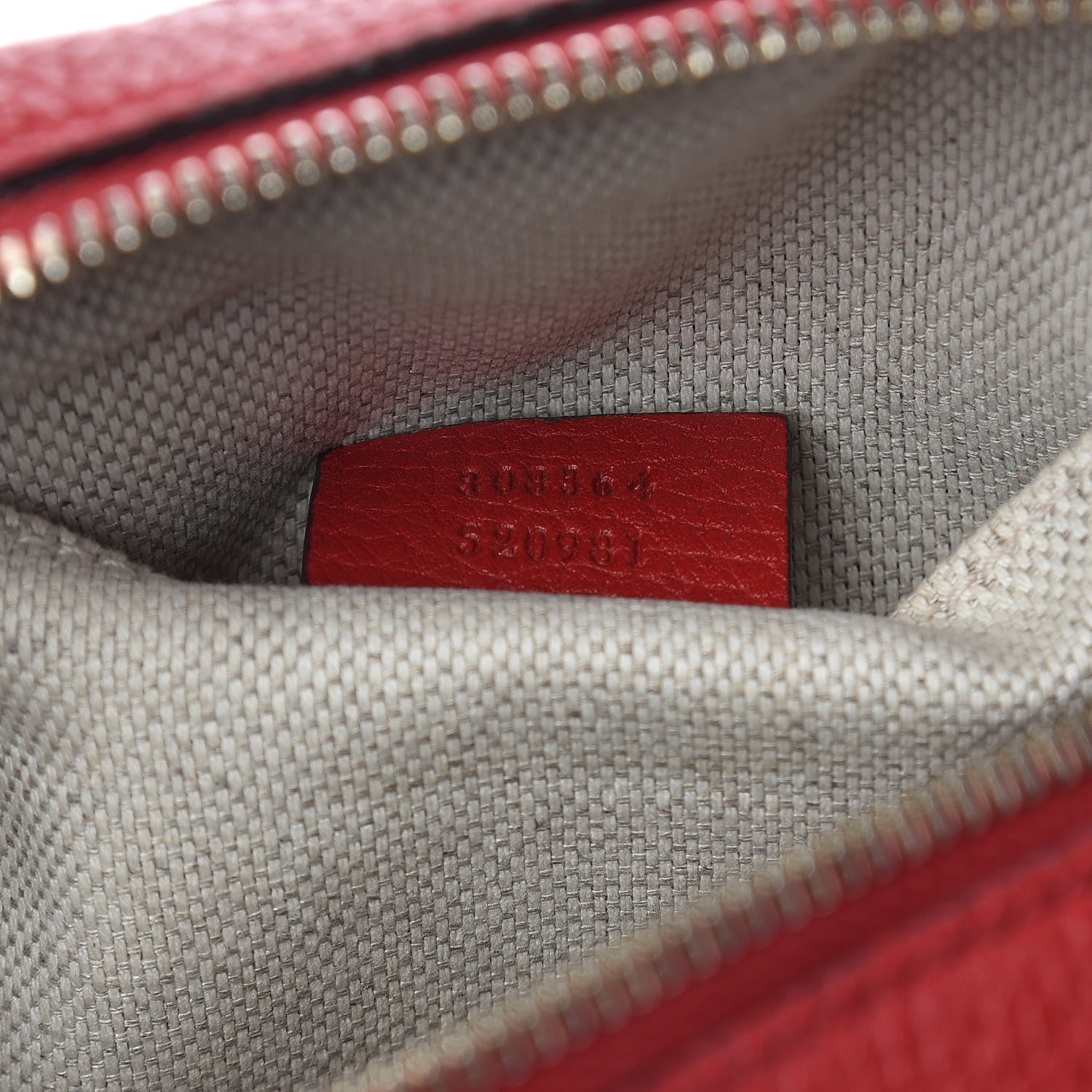 Gucci Pebbled Calfskin Small Soho Disco Bag Tabasco Red 7 of 11