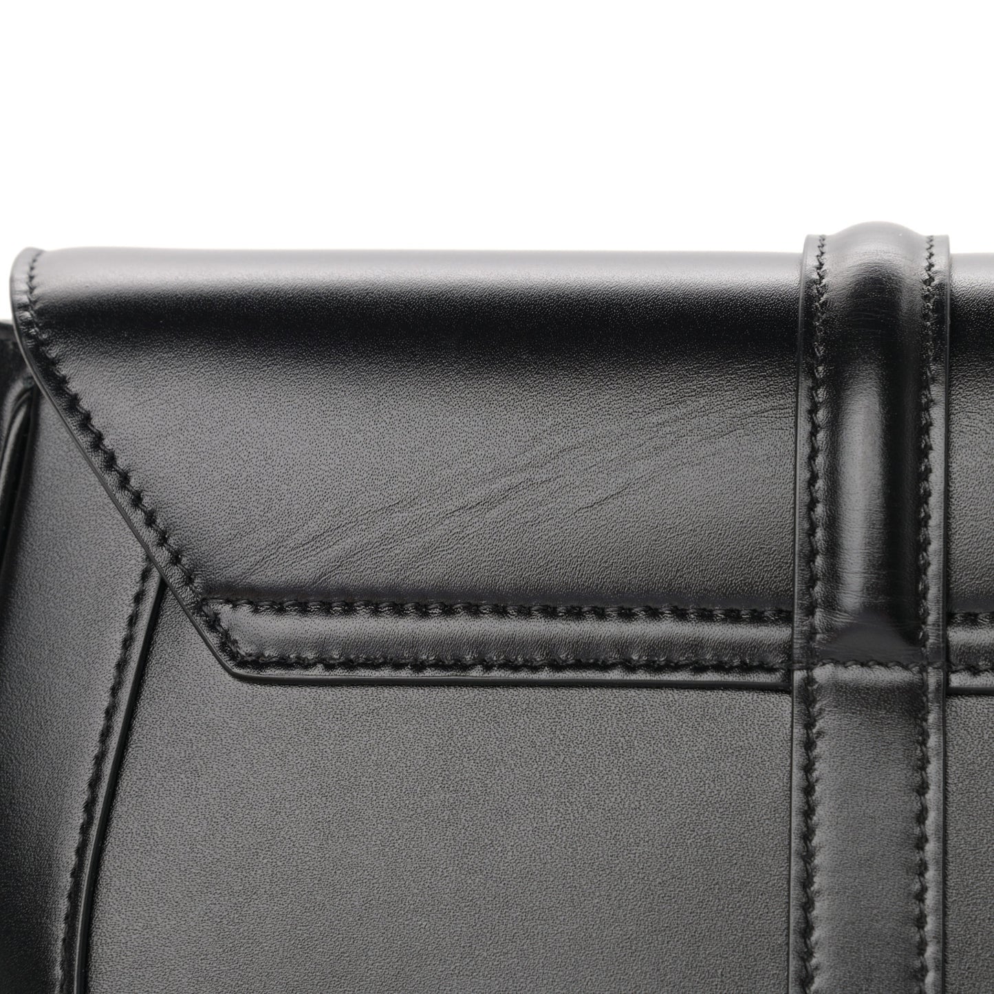 Satinated Calfskin Medium Besace 16 Black