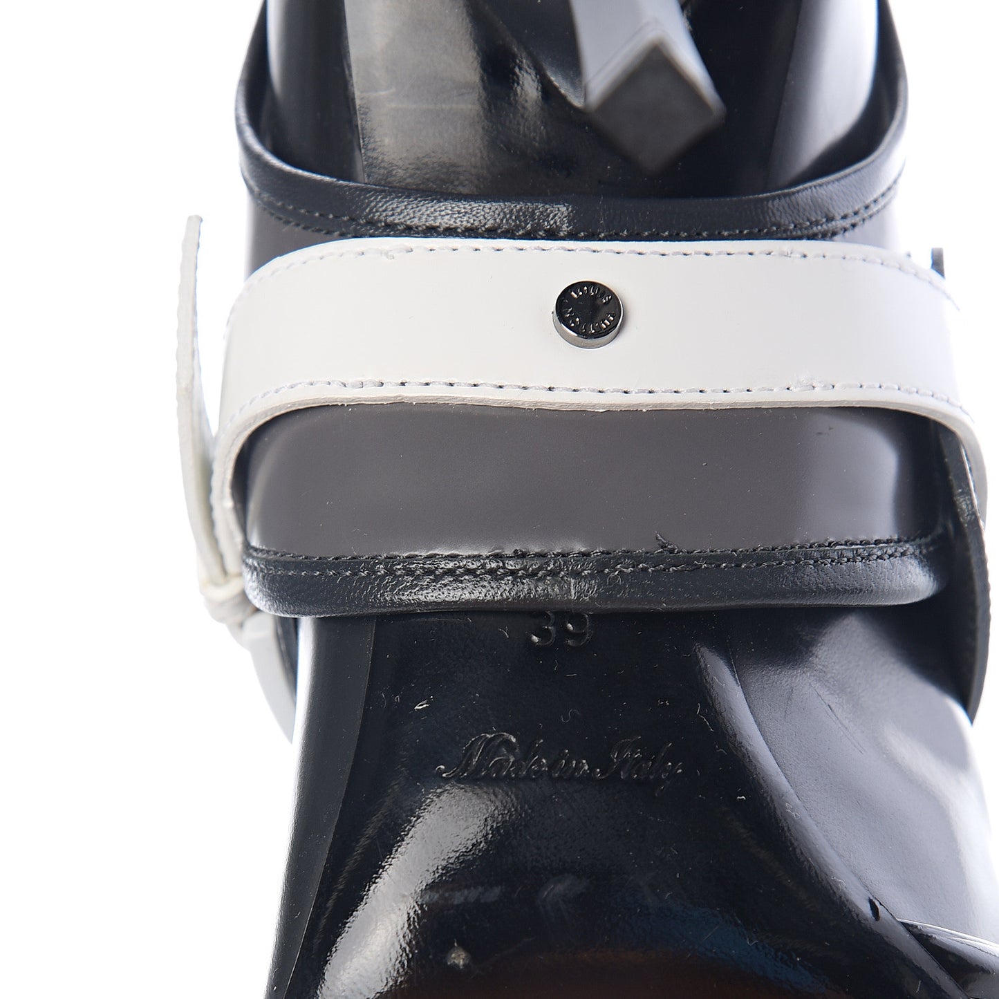 Glazed Calfskin Masterpiece Half Boots 39 Black