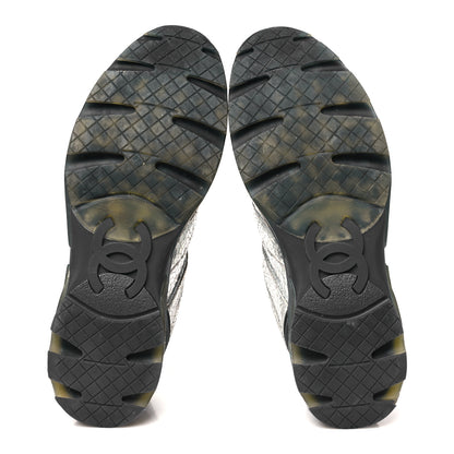 Chanel Metallic Crackled Calfskin CC Sneakers 39.5 Silver Black Navy 6 of 9