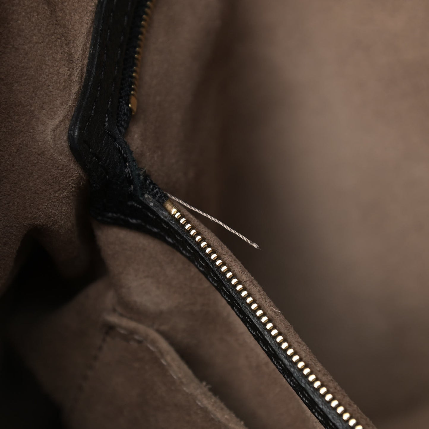 Veau Cachemire SC Bag MM Black