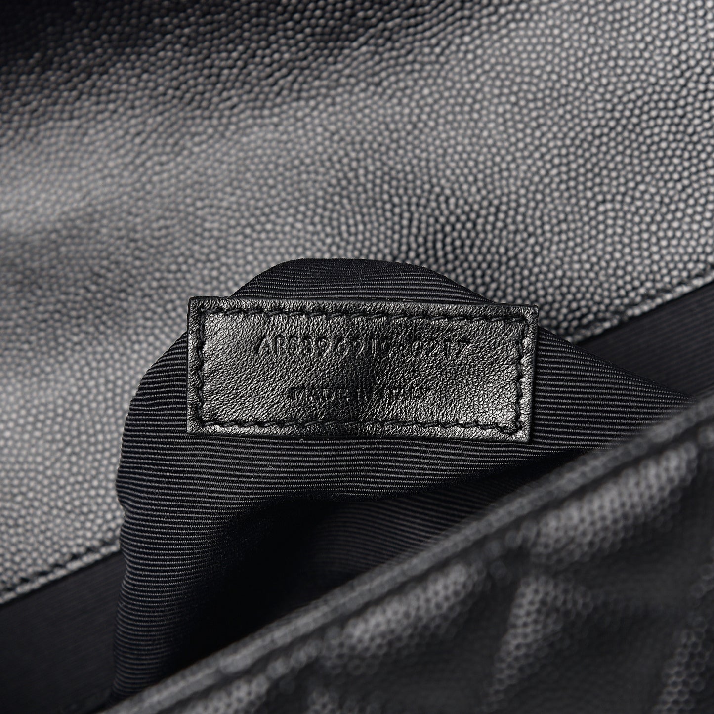 Grain De Poudre Textured Mixed Matelasse Large Triquilt Monogram Monochrome Satchel Black