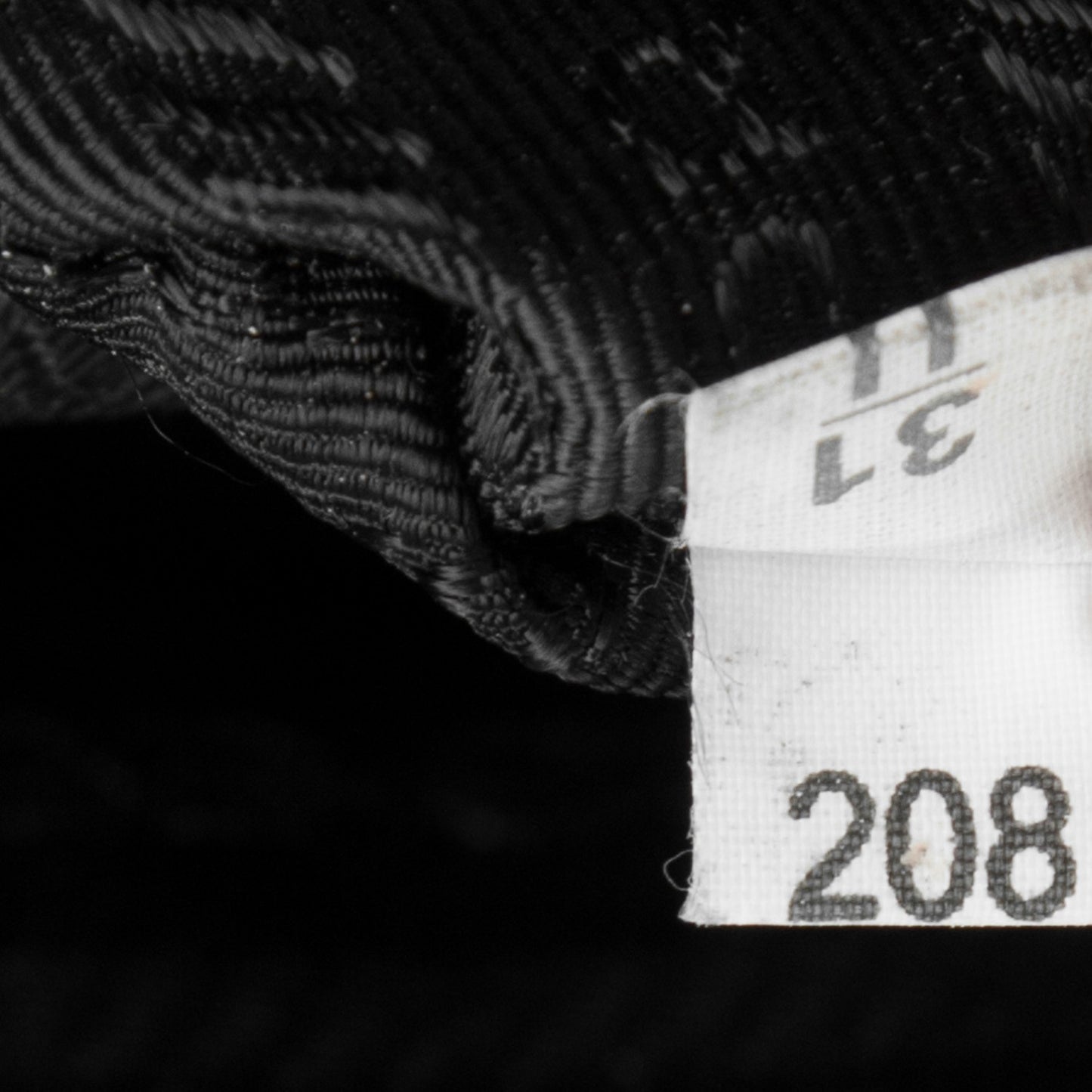 Saffiano Large Galleria Double Zip Tote Black
