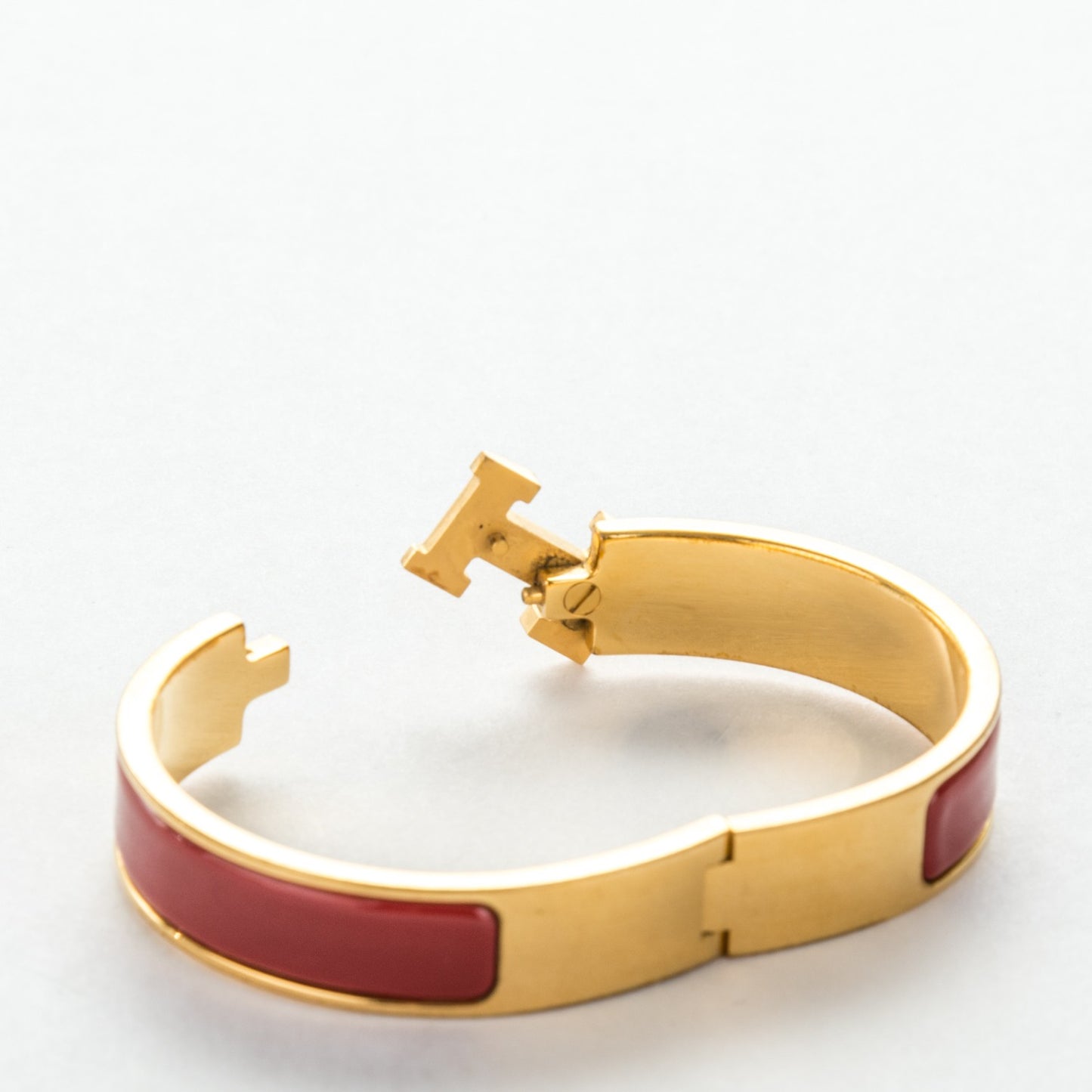 Enamel Narrow Clic Clac H Bracelet GM Rouge H
