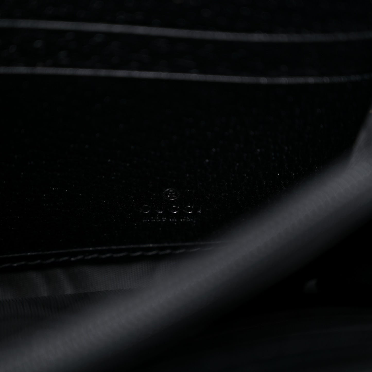 Textured Dollar Calfskin Berry Print GG Marmont Continental Wallet Black Light Copper