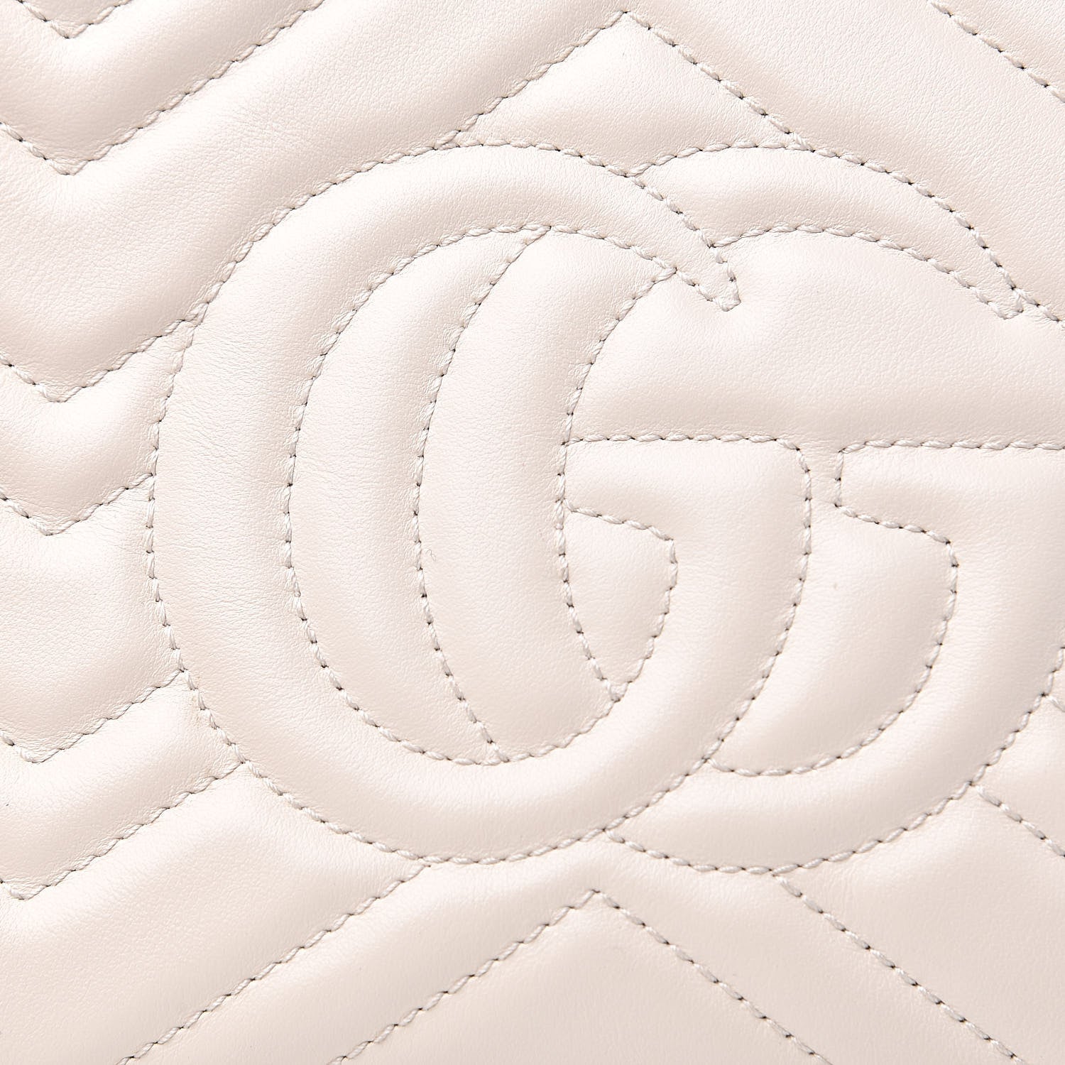 Gucci Calfskin Matelasse Small GG Marmont Chain Shoulder Bag White 11 of 16