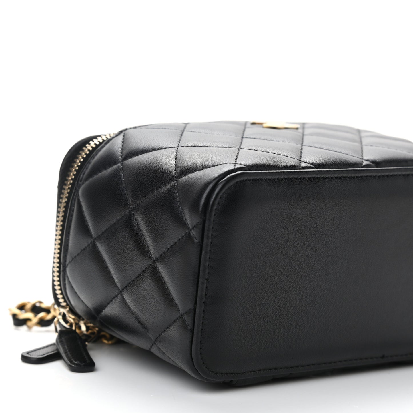 Lambskin Quilted Small Top Handle Vanity Case With Chain Black